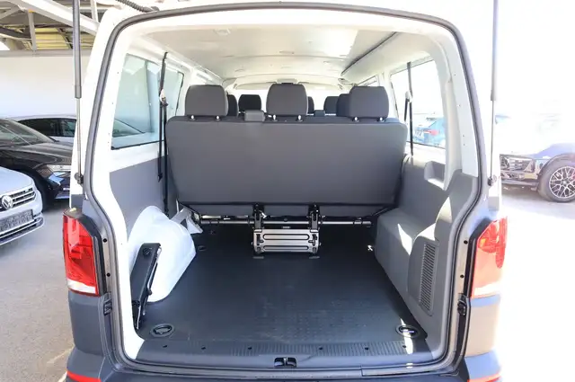 Volkswagen T6.1 Transporter Kombi LR TDI Ansicht 12