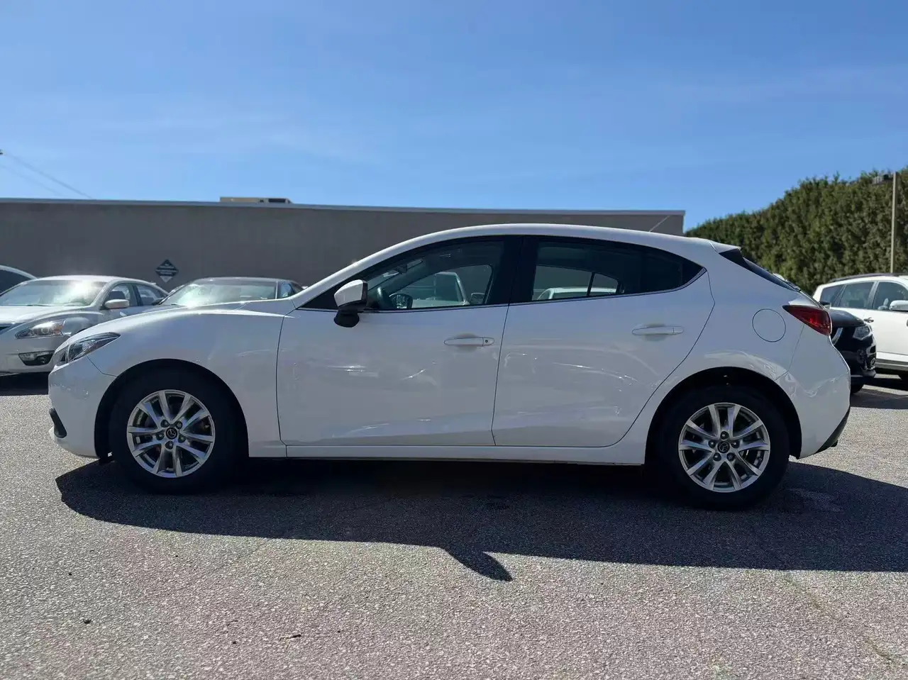 Mazda 3 снимка Mazda 3