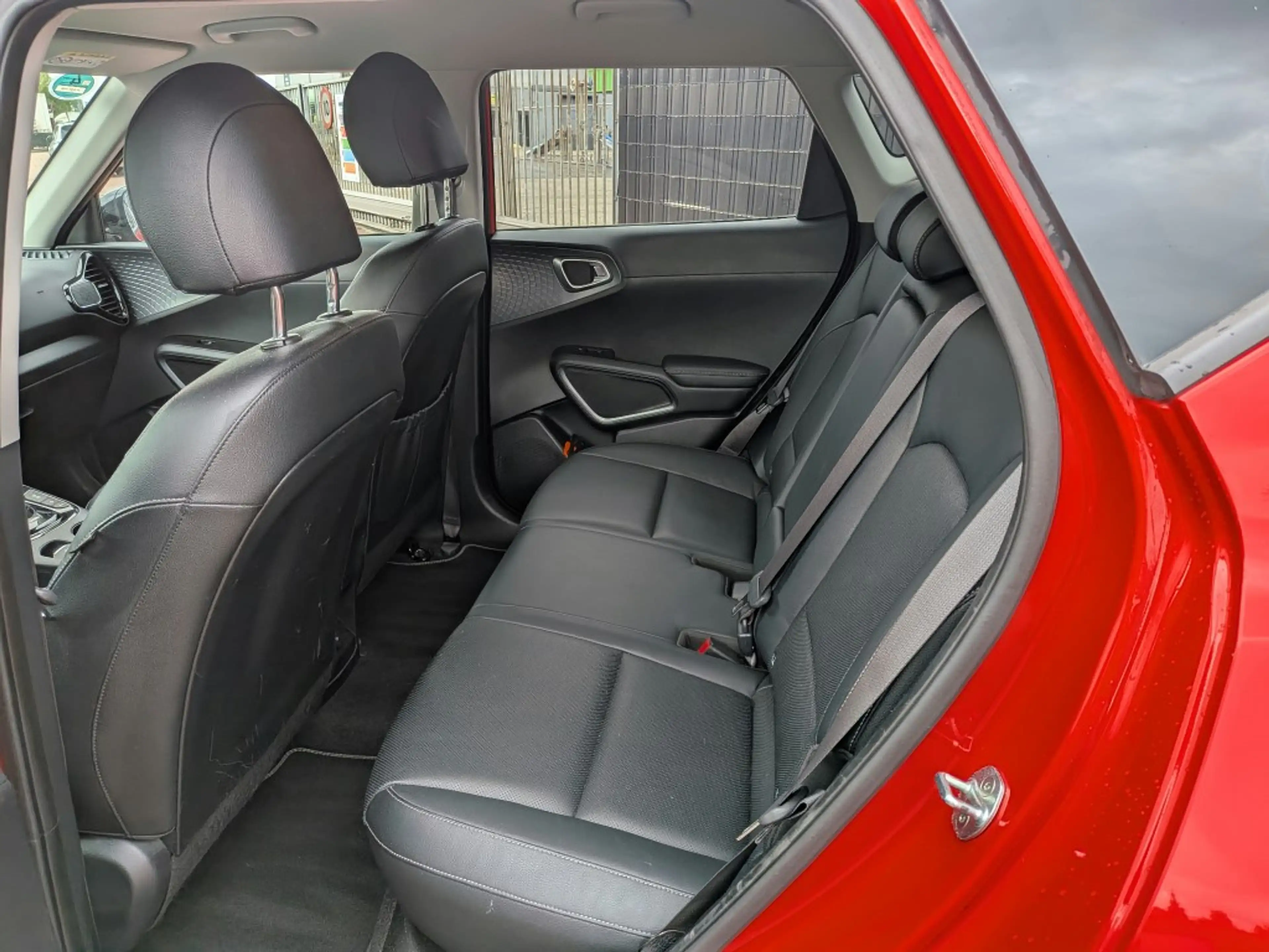 Kia Soul e-Soul ExecutiveLine 64 kWh Alle opties, trekhaak — photo 20