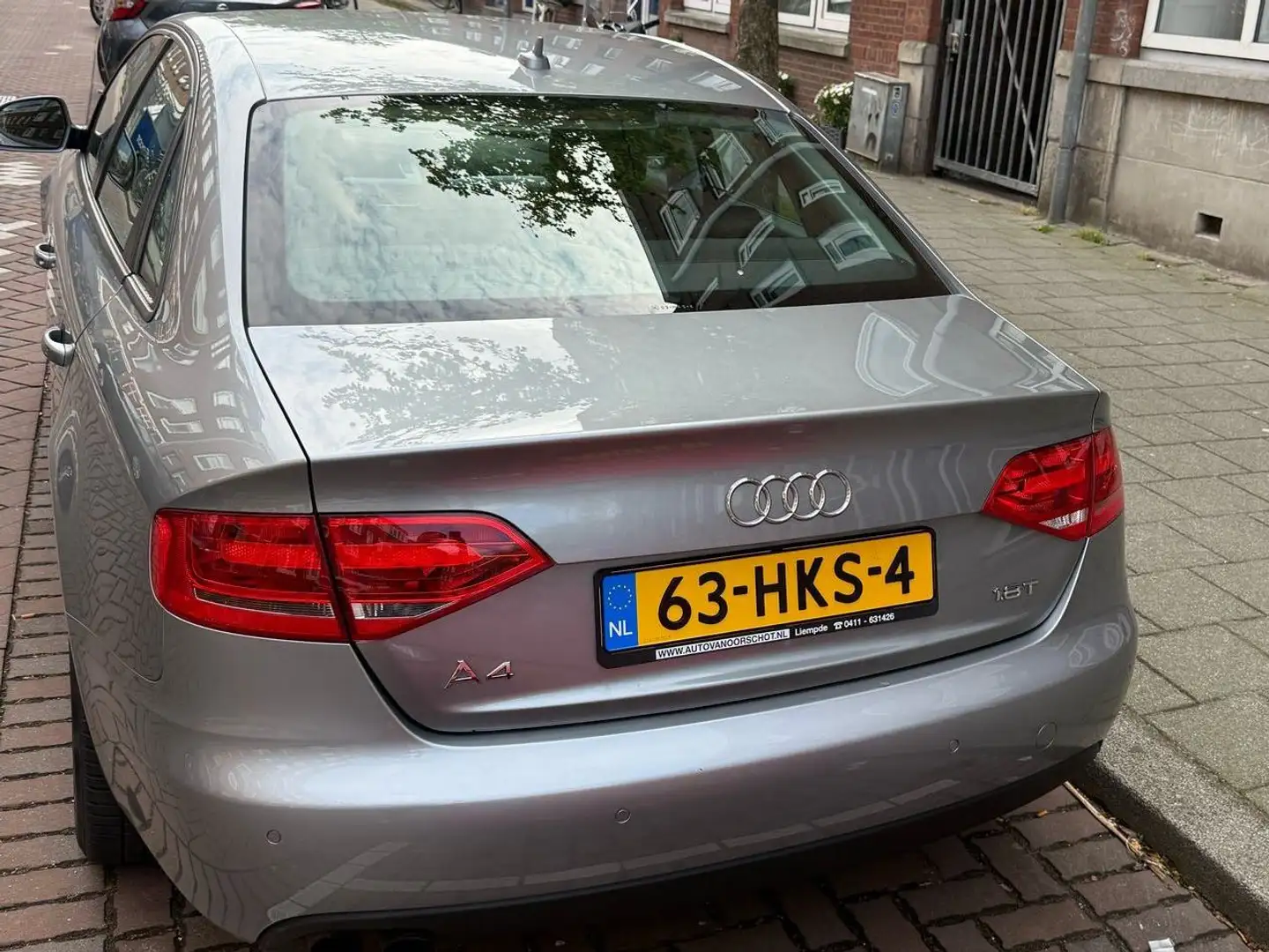 Audi A4 A4 1.8 TFSI Pro L. bns Zilver - 2