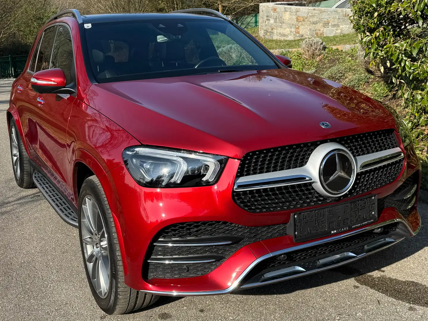 Mercedes-Benz GLE 350 GLE 350 d 4Matic Aut. AMG Rot - 2