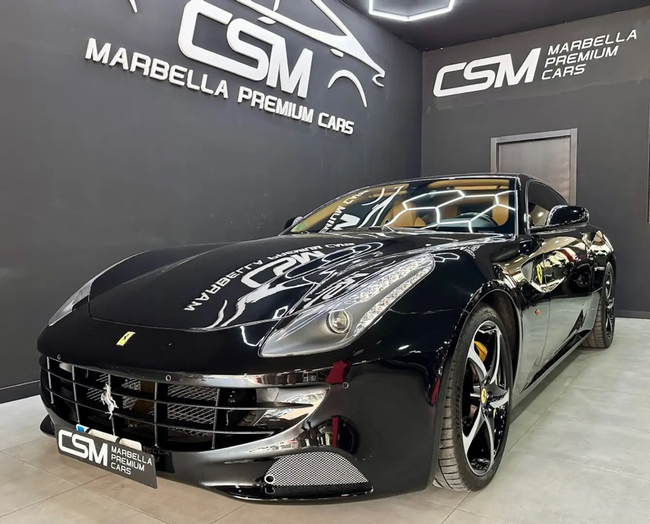 Ferrari FF Noir - 1