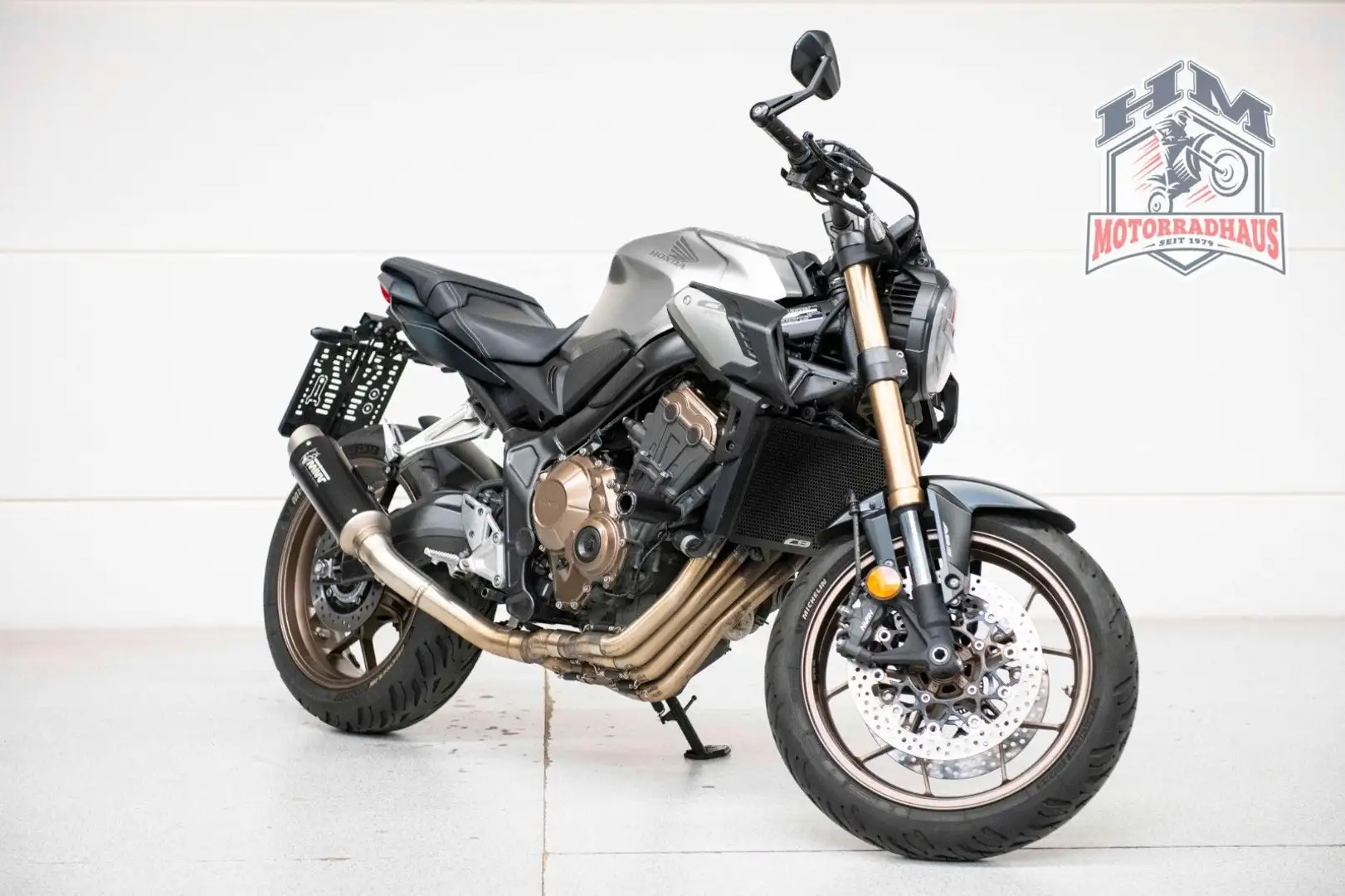 Honda CBR 650 RA - 2