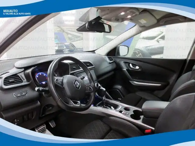 Renault Kadjar view 3