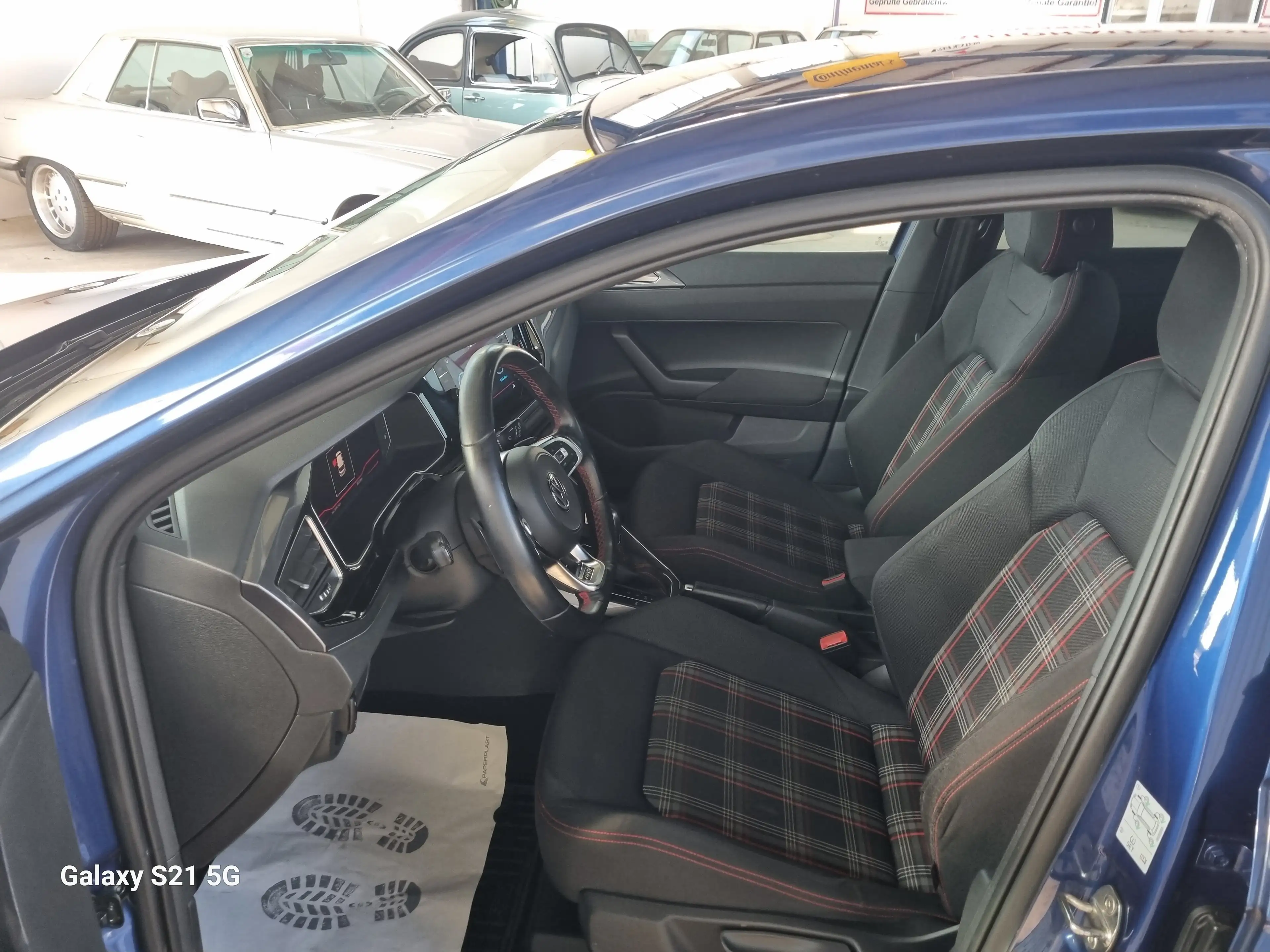 Volkswagen Polo GTI 2,0 TFSI GTI DSG - Topzustand! — photo 12
