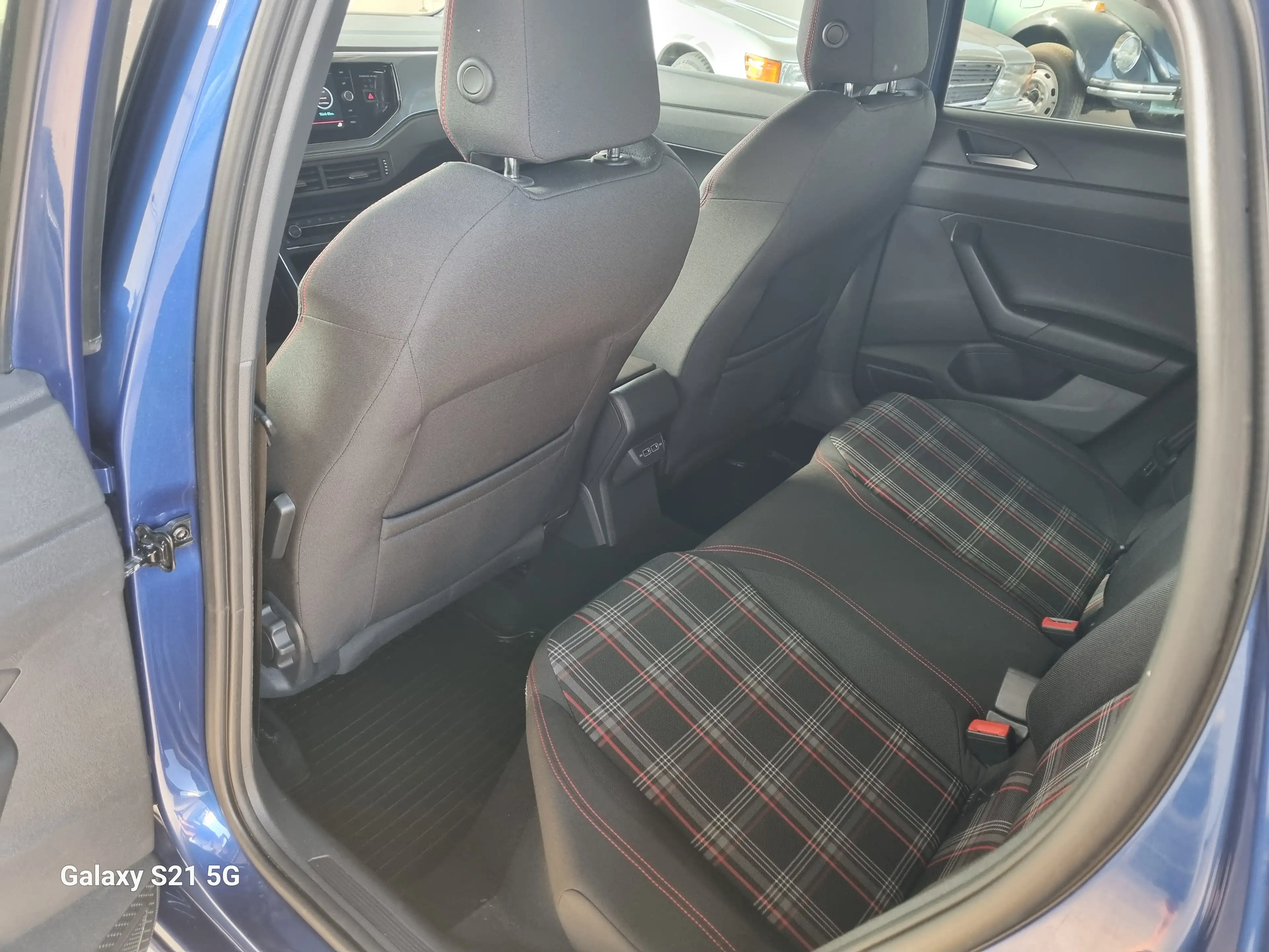 Volkswagen Polo GTI 2,0 TFSI GTI DSG - Topzustand! — photo 10