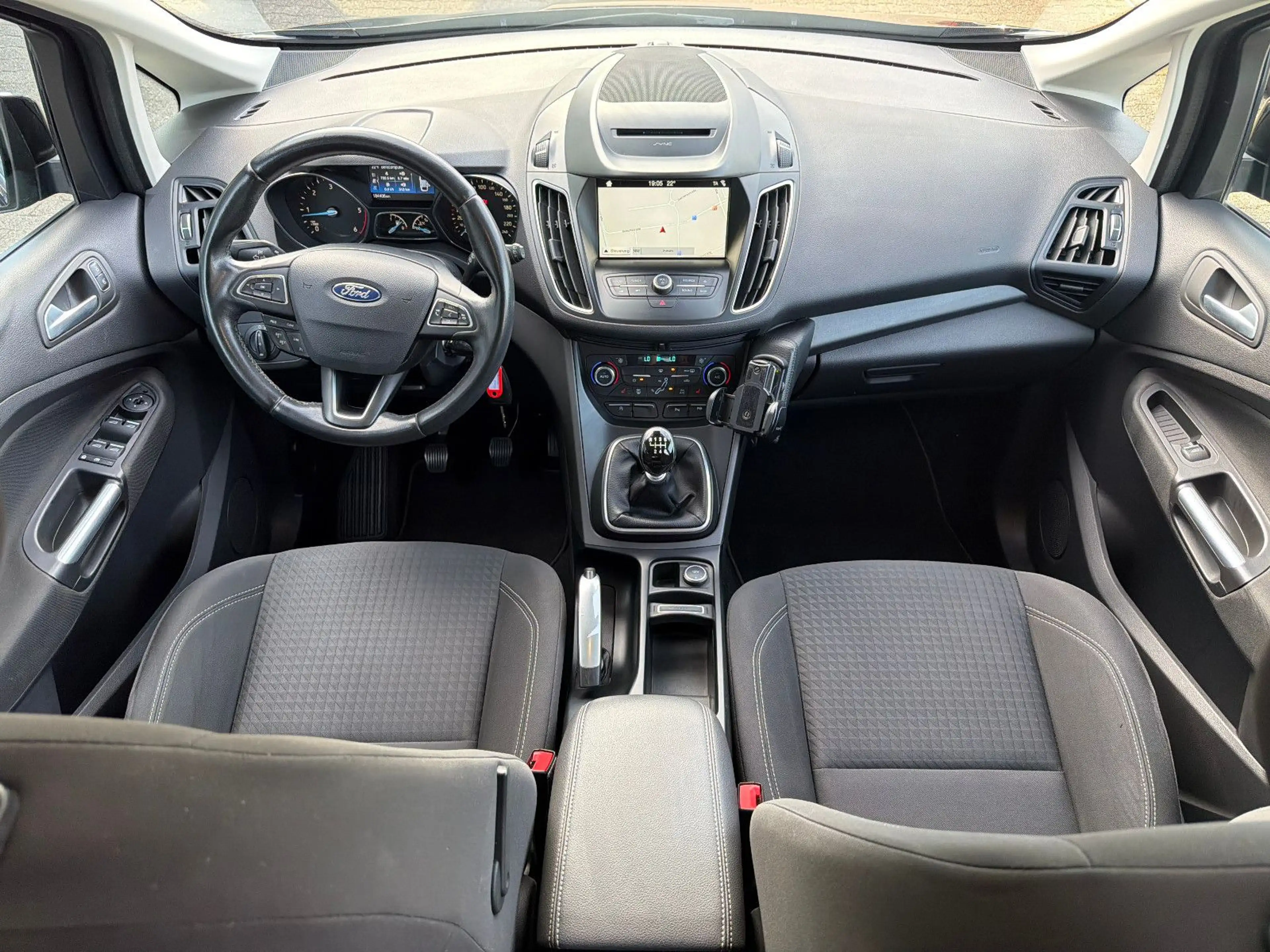 Ford Grand C-Max Cool & Connect/ZAHNRIEMEN NEU/NAVI/ — photo 10