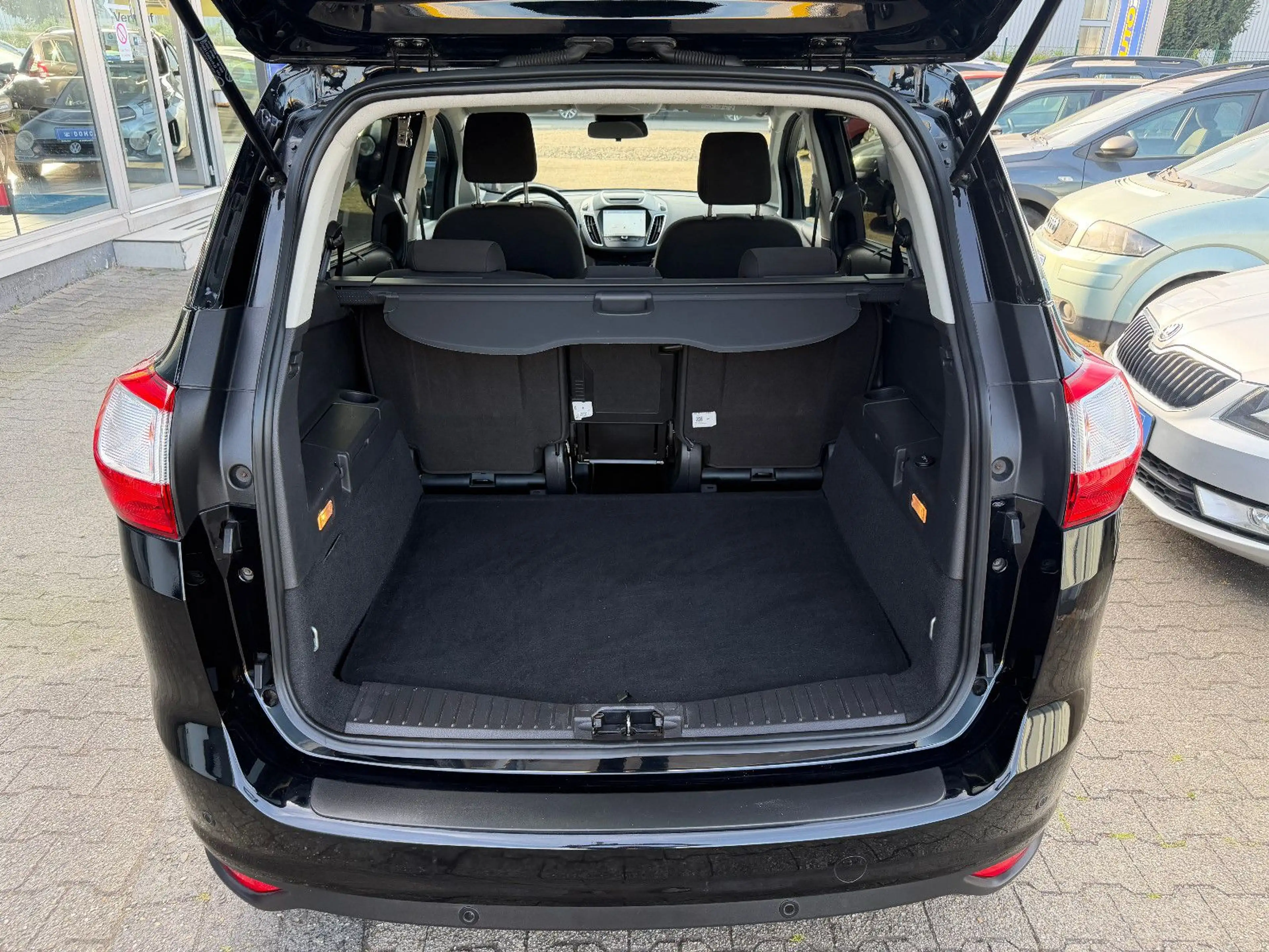 Ford Grand C-Max Cool & Connect/ZAHNRIEMEN NEU/NAVI/ — photo 8