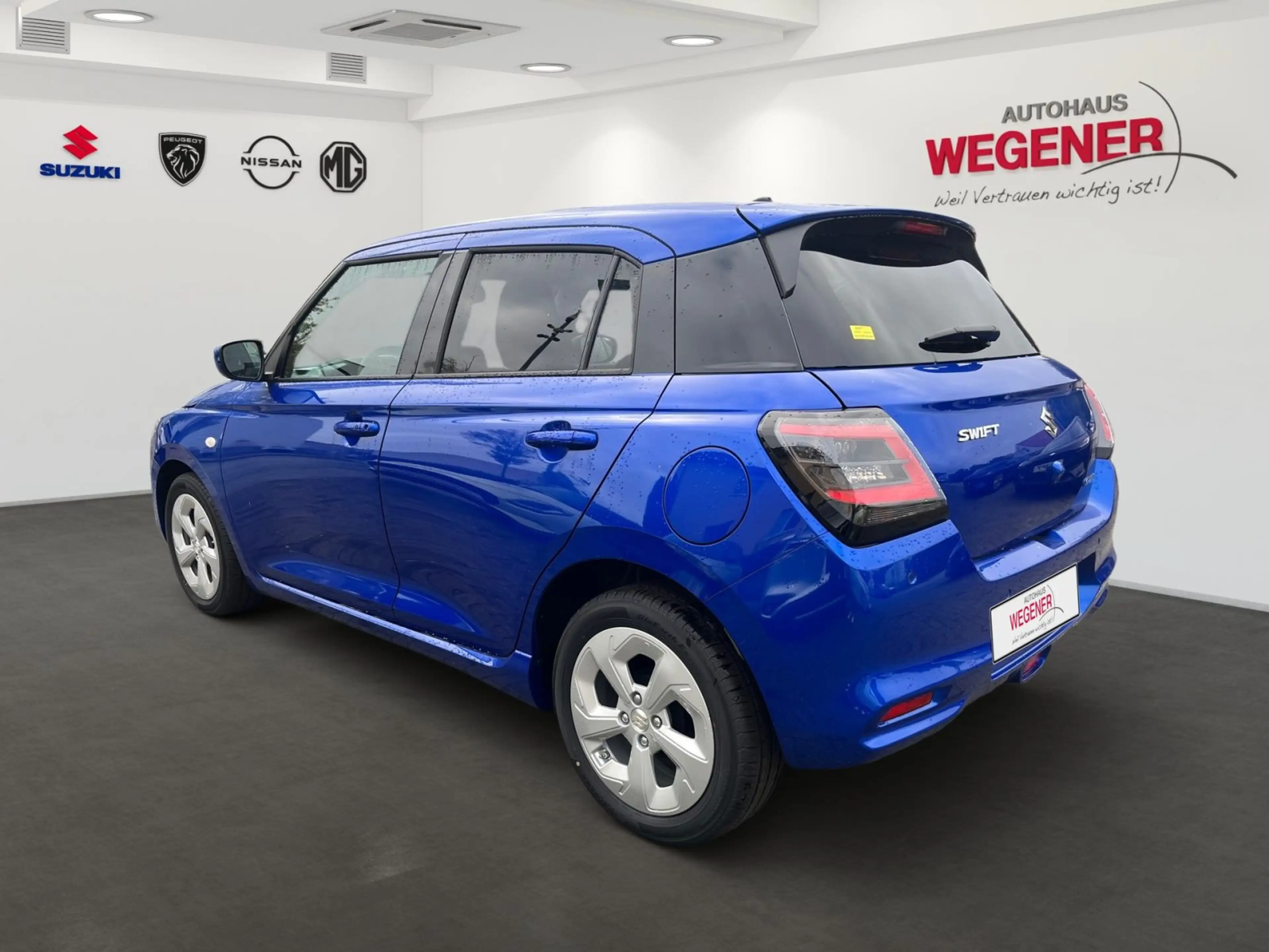 Suzuki Swift SWIFT COMFORT CVT HYBRID LED+ACC+NAVI+KAMERA+SHZ — photo 4