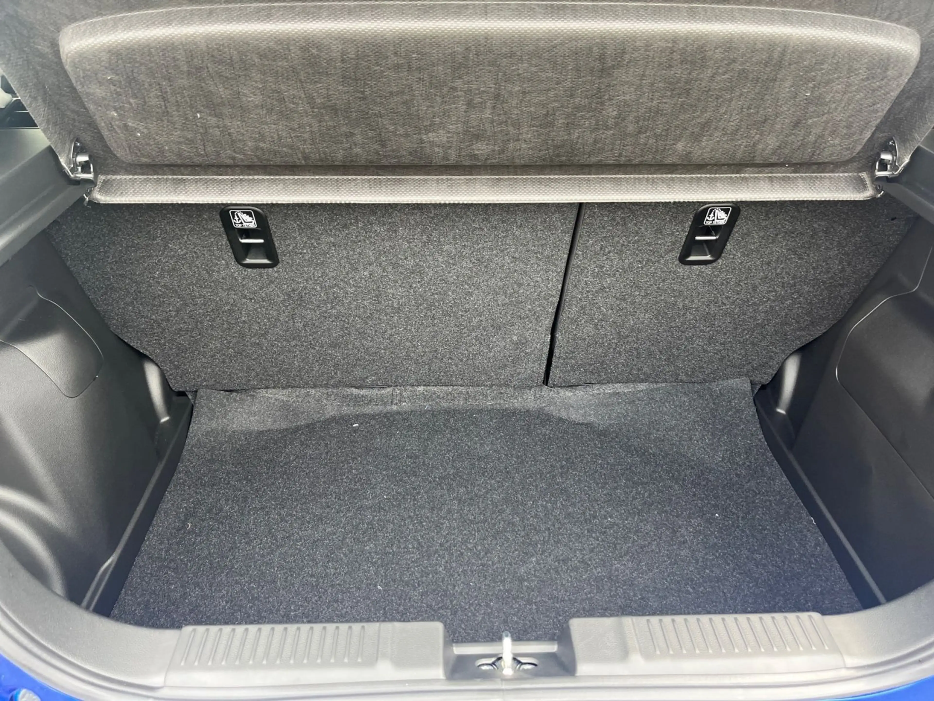 Suzuki Swift SWIFT COMFORT CVT HYBRID LED+ACC+NAVI+KAMERA+SHZ — photo 12
