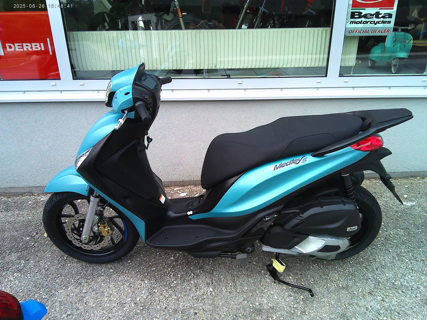 Piaggio Medley 125 Sport Blauw - 1
