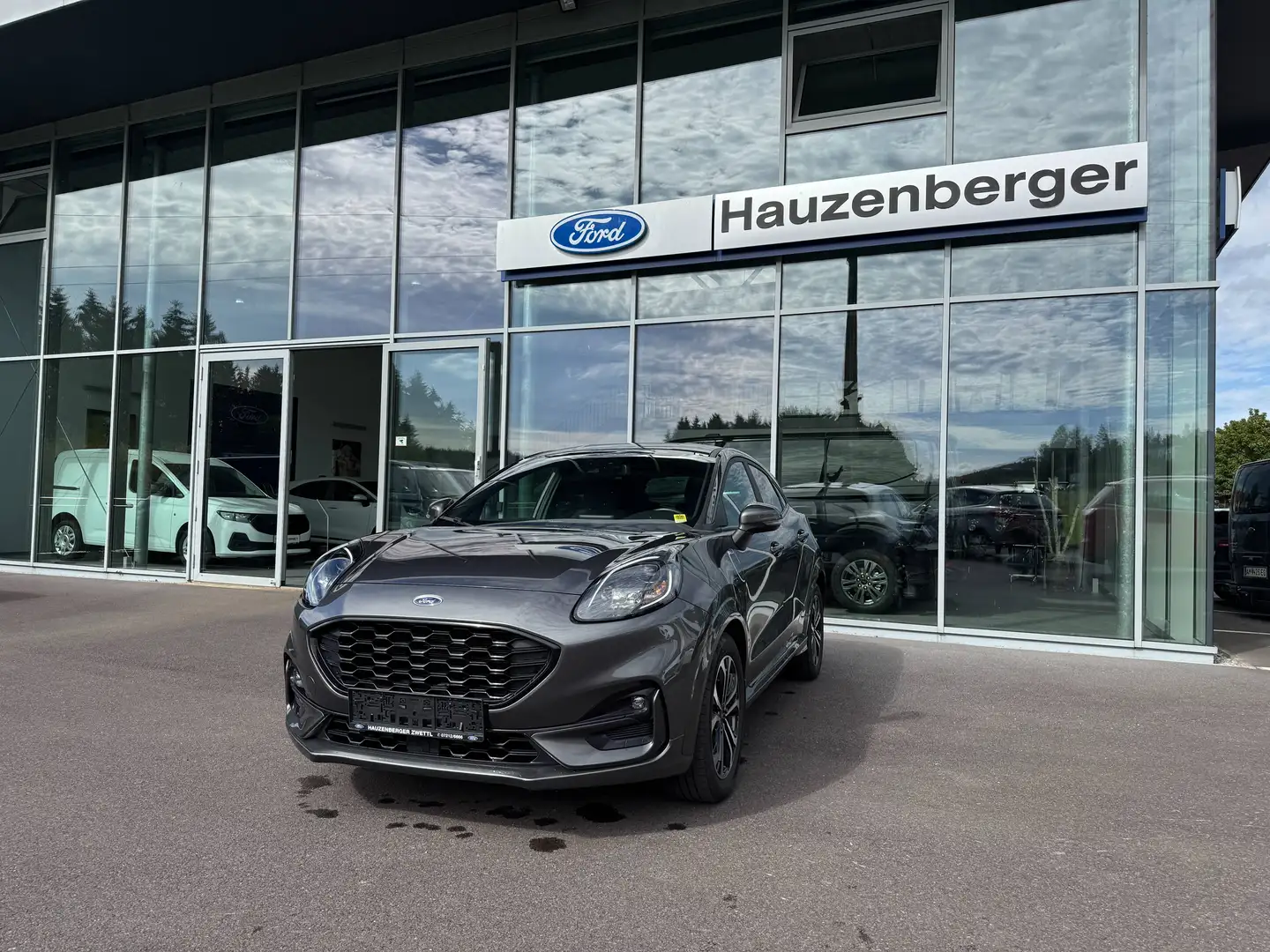 Ford Puma ST-Line 1,5 Diesel Grau - 2
