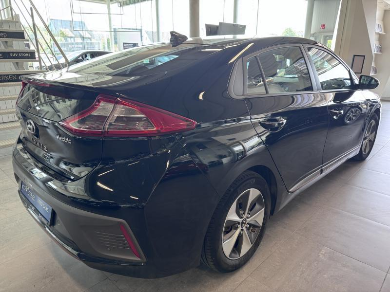 Hyundai IONIQ Premium 28kWh | GPS, camera, adaptive cruise,... | — photo 2