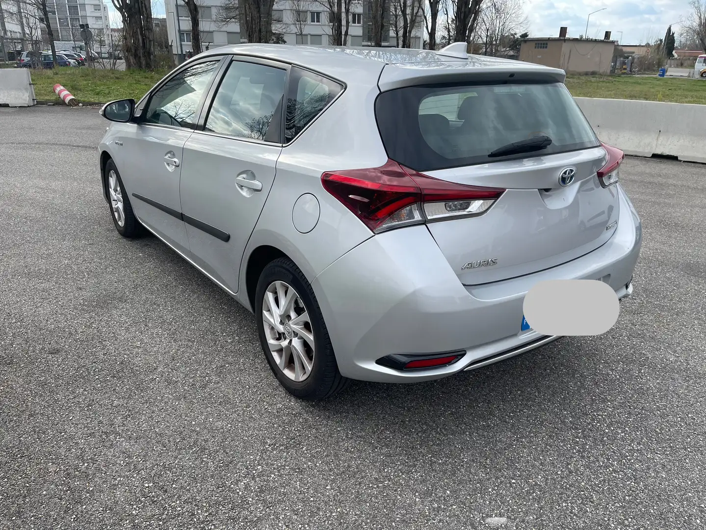 Toyota Auris - 2