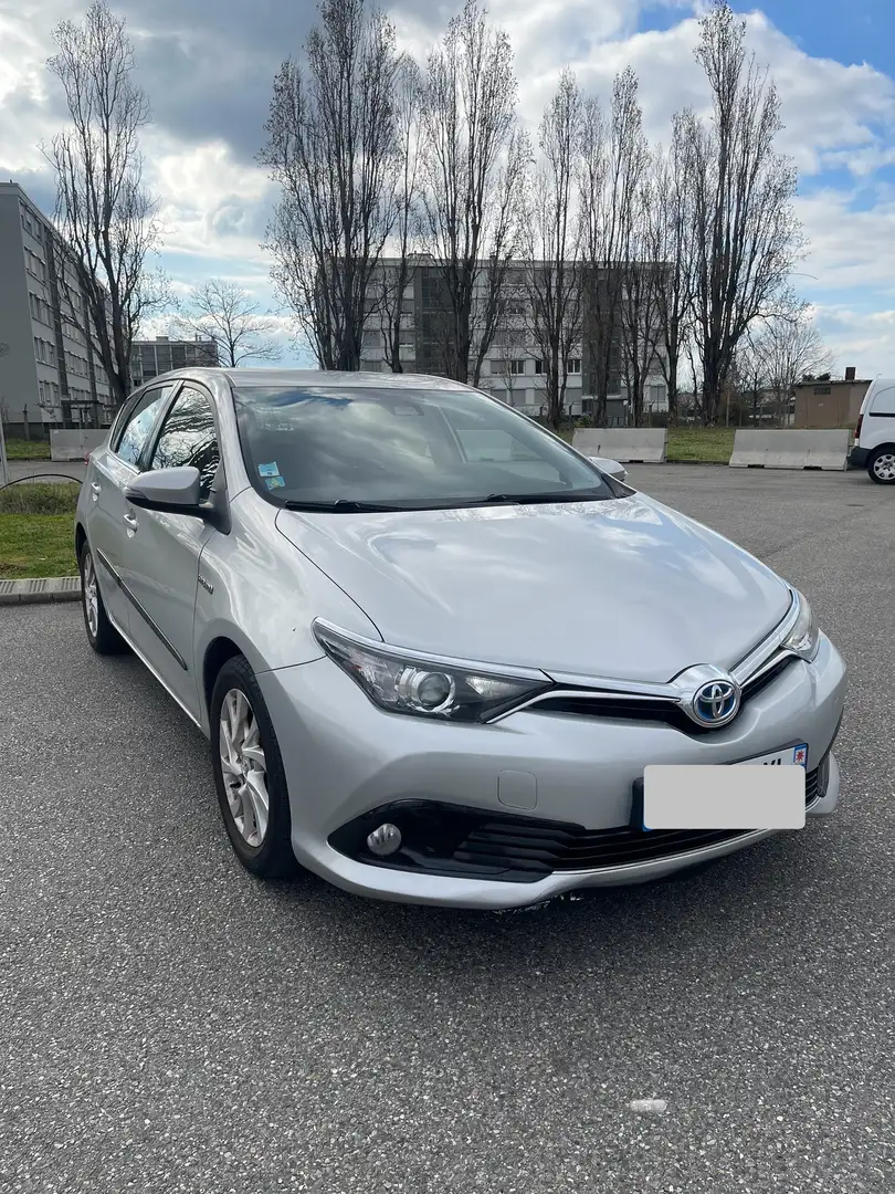 Toyota Auris - 1