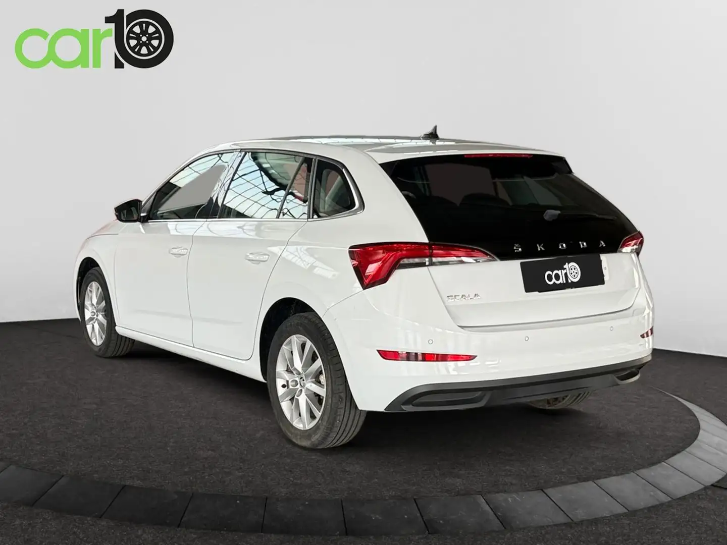 Skoda Scala 1.0 TSI Ambition 81kW Bílá - 2