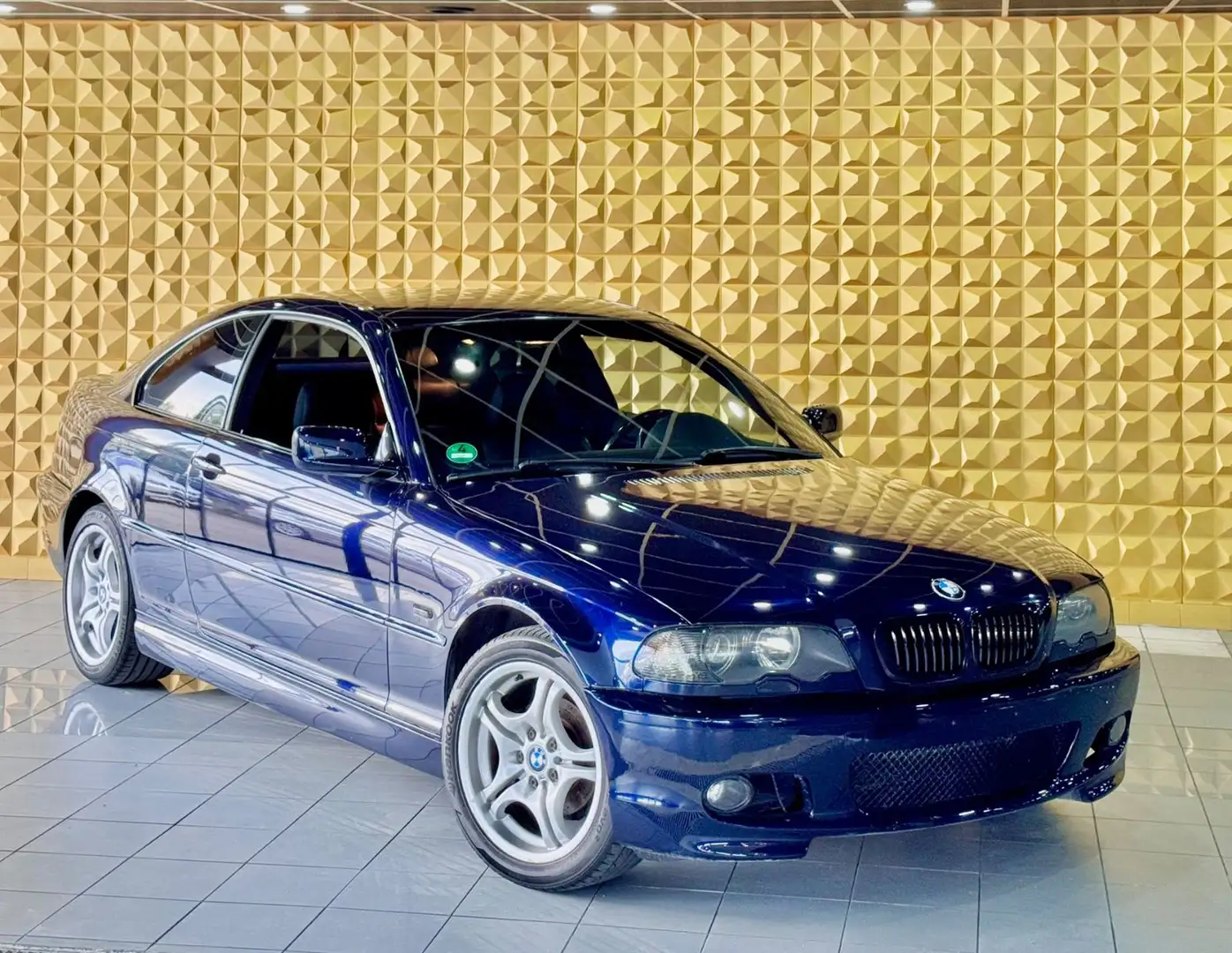 BMW 323 BMW E46 COUPÉ*MPAKET*LEDER*SHZ*ALU*KLİMA*TÜV NEU Noir - 1