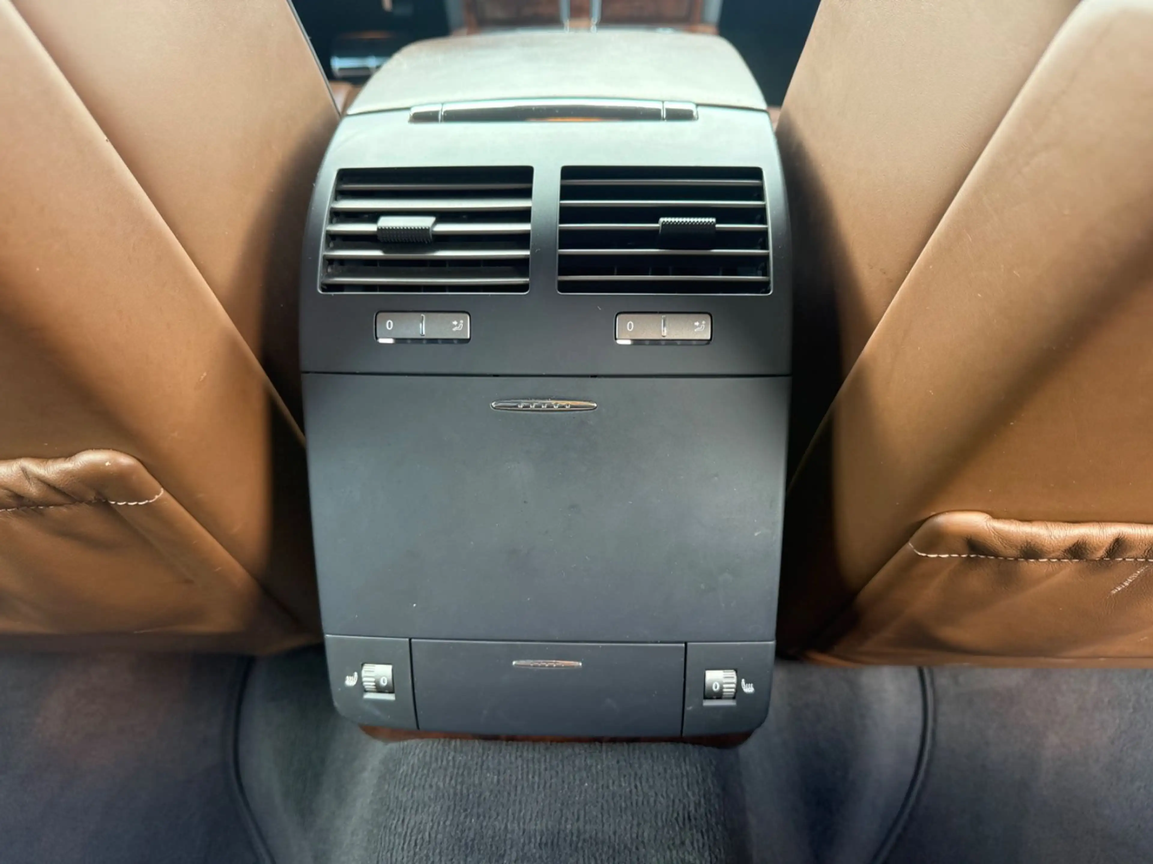 Volkswagen Phaeton V6 TDI 4Motion Scheckheft — photo 13