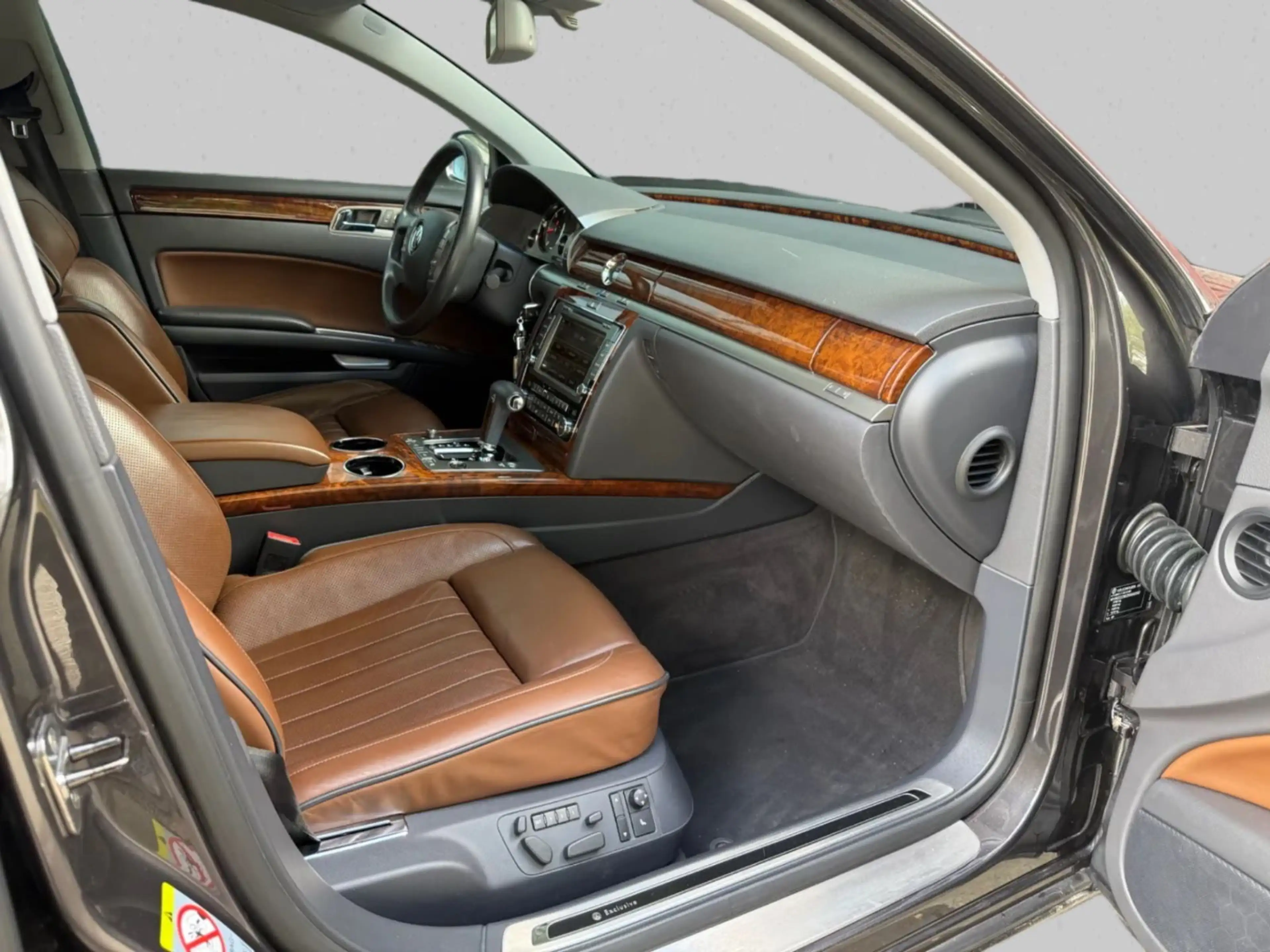 Volkswagen Phaeton V6 TDI 4Motion Scheckheft — photo 10