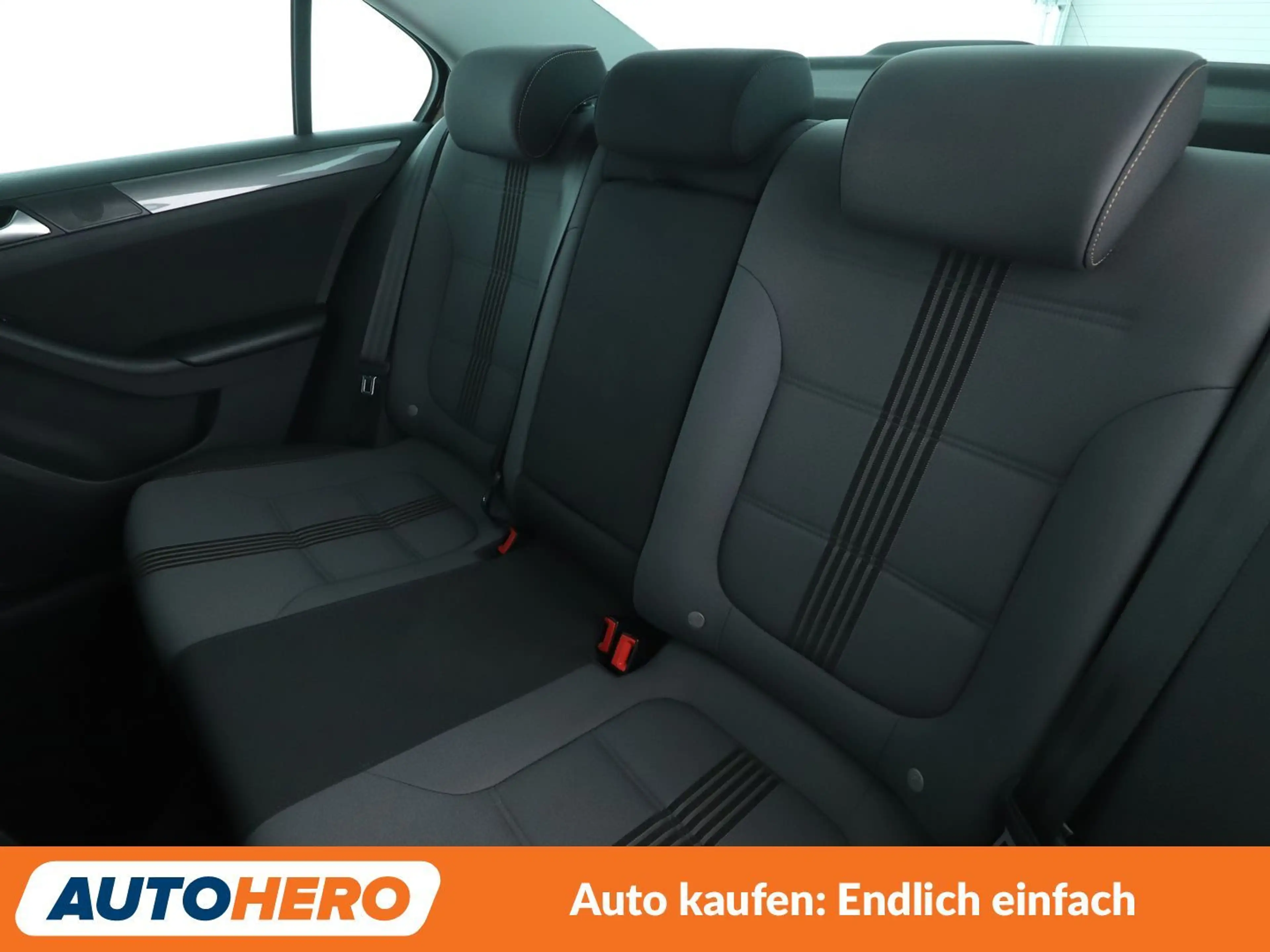 Volkswagen Jetta 1.4 TSI BMT Aut.*XENON*PDC*SHZ*KLIMA*GARANTIE* — photo 14
