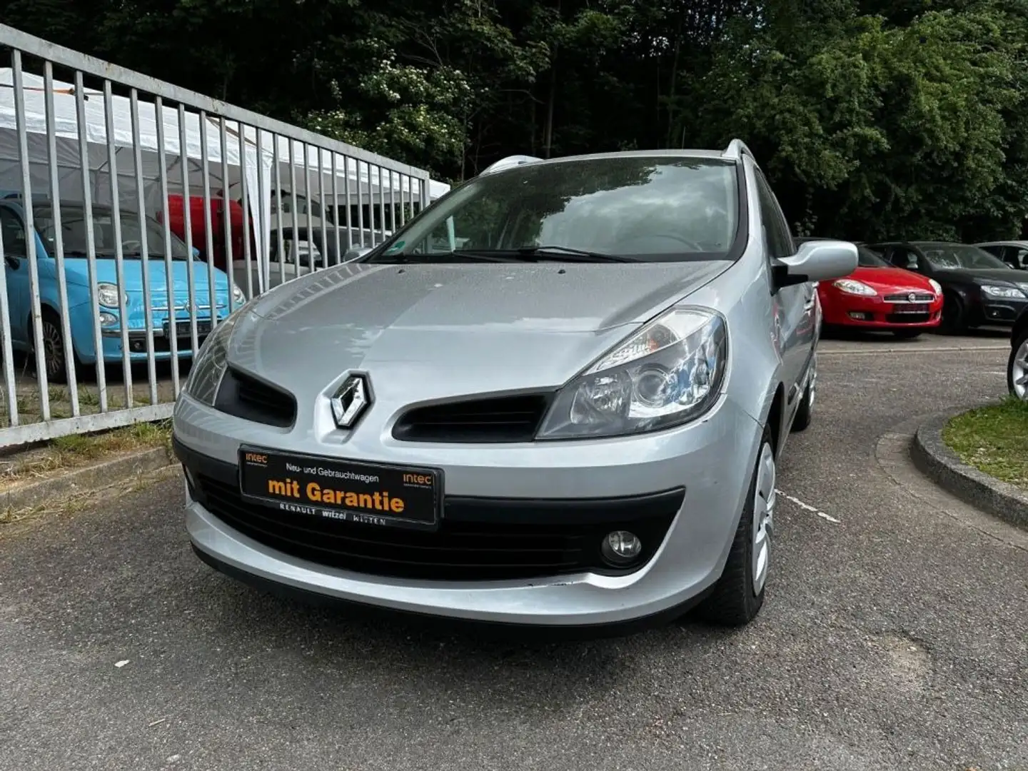 Renault Clio Grandtour Dynamique Сірий - 2