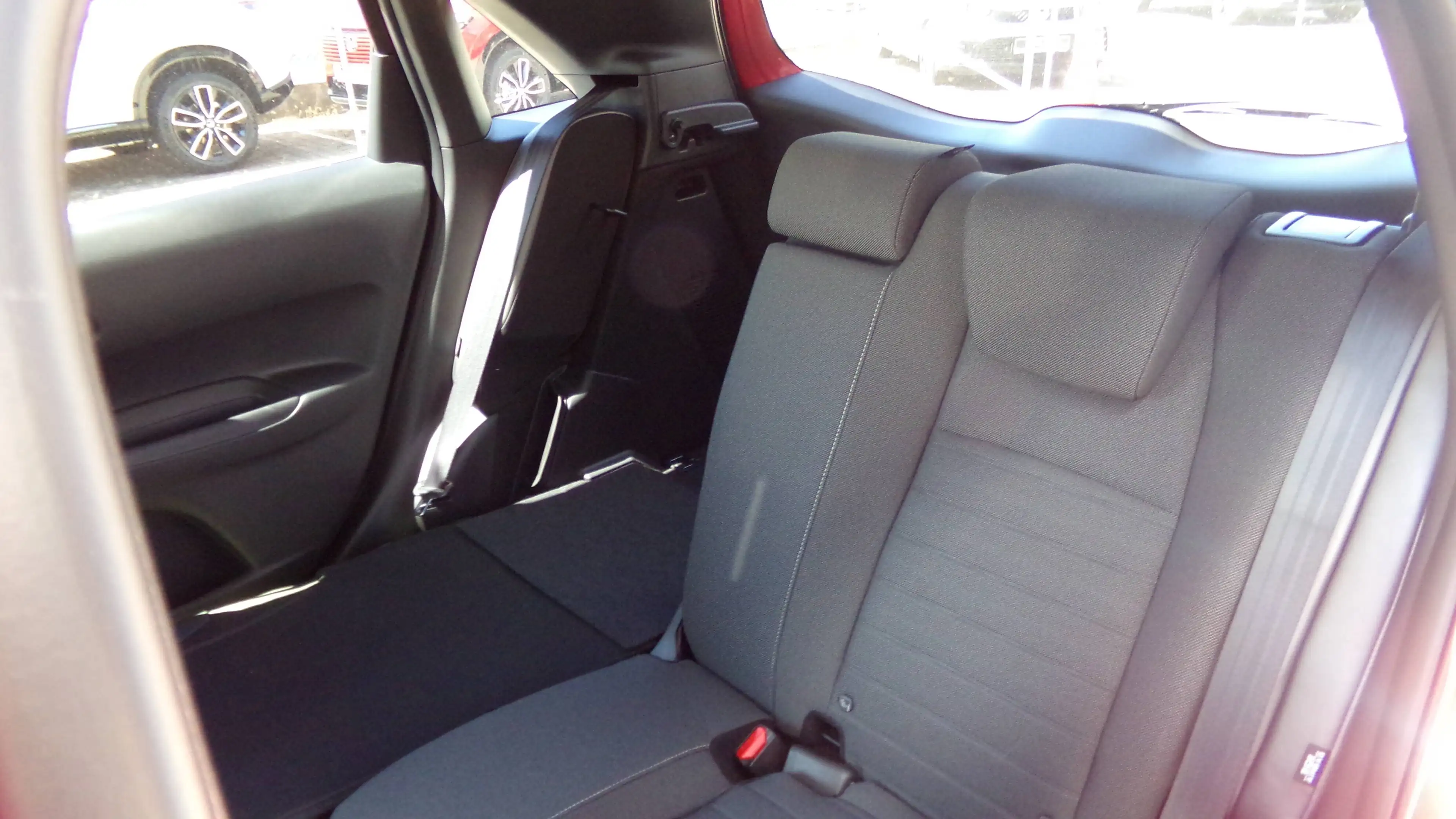 Honda Jazz 1.5 i-MMD Hybrid Crosstar Advance — photo 12