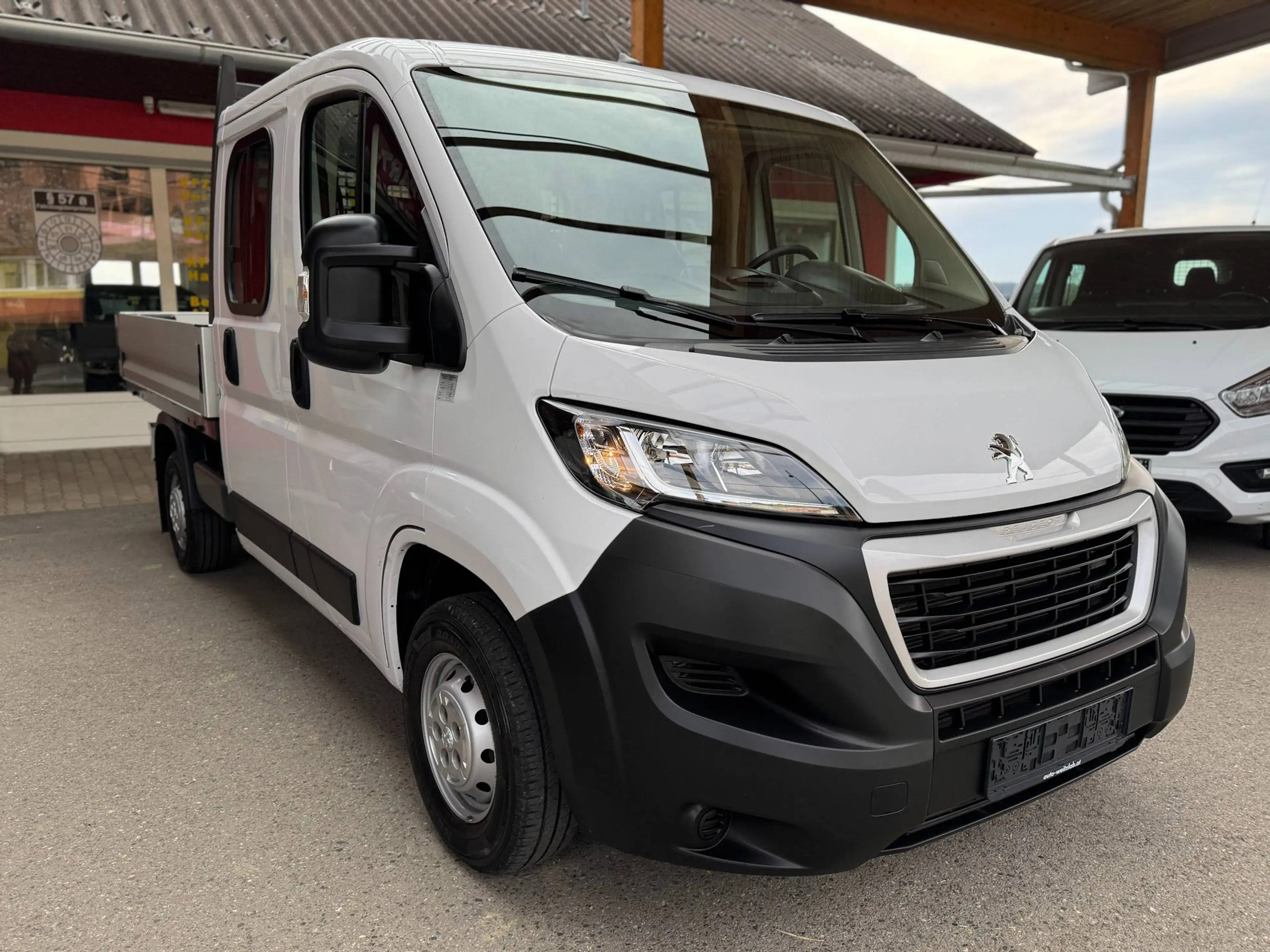 Peugeot Boxer Pritsche DOKA L2 BlueHDi 120 S&S *7 Sitze* — photo 3