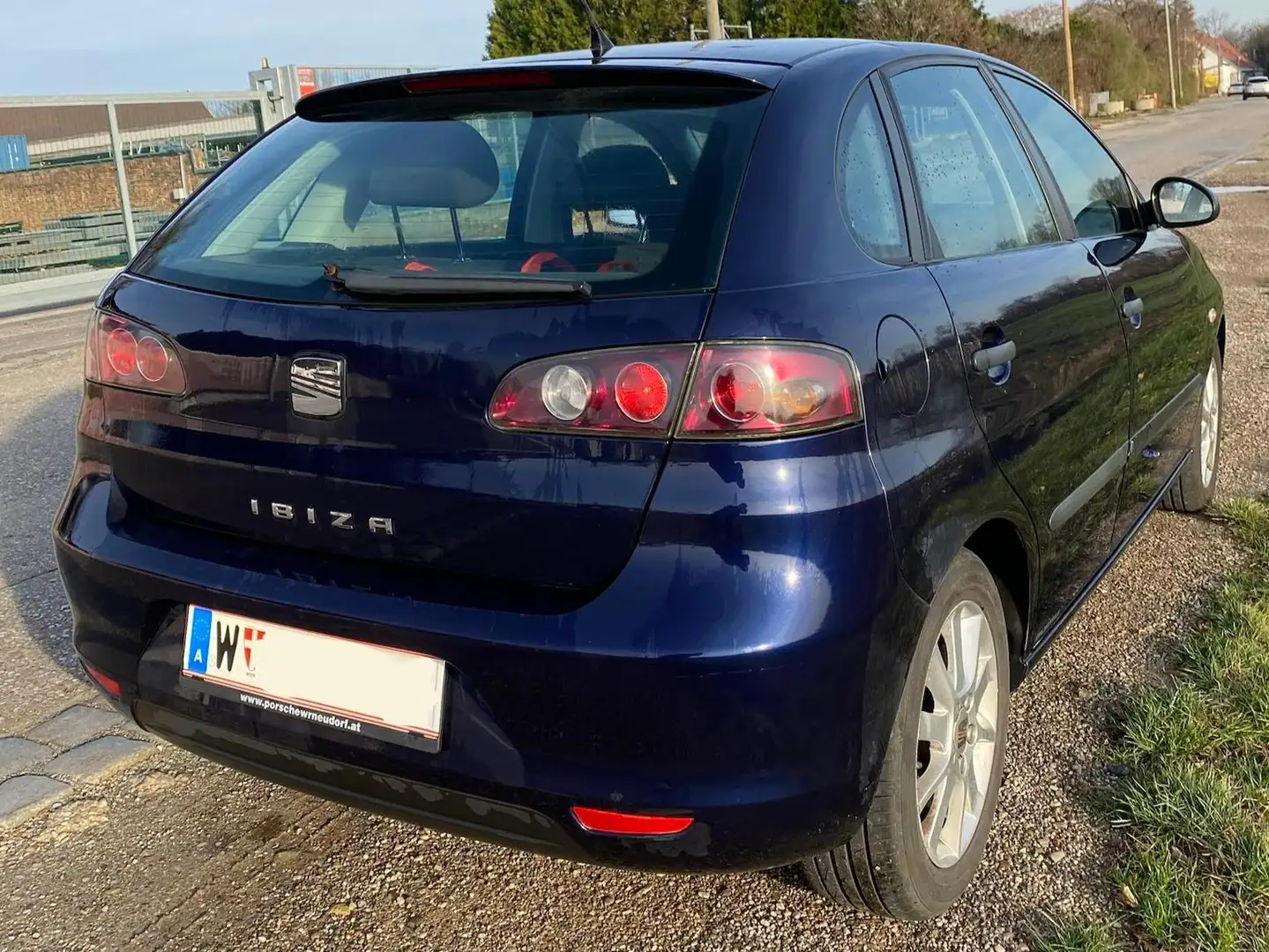 SEAT Ibiza Ibiza Run-Out Salsa 1,4 Run-Out Salsa Blau - 2