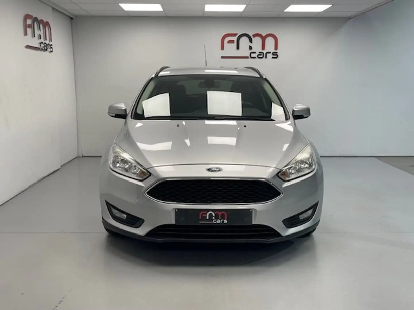 Ford Focus Focus Break1.6 TDCi bwj2015 navi cruise pdc Zilver - 2
