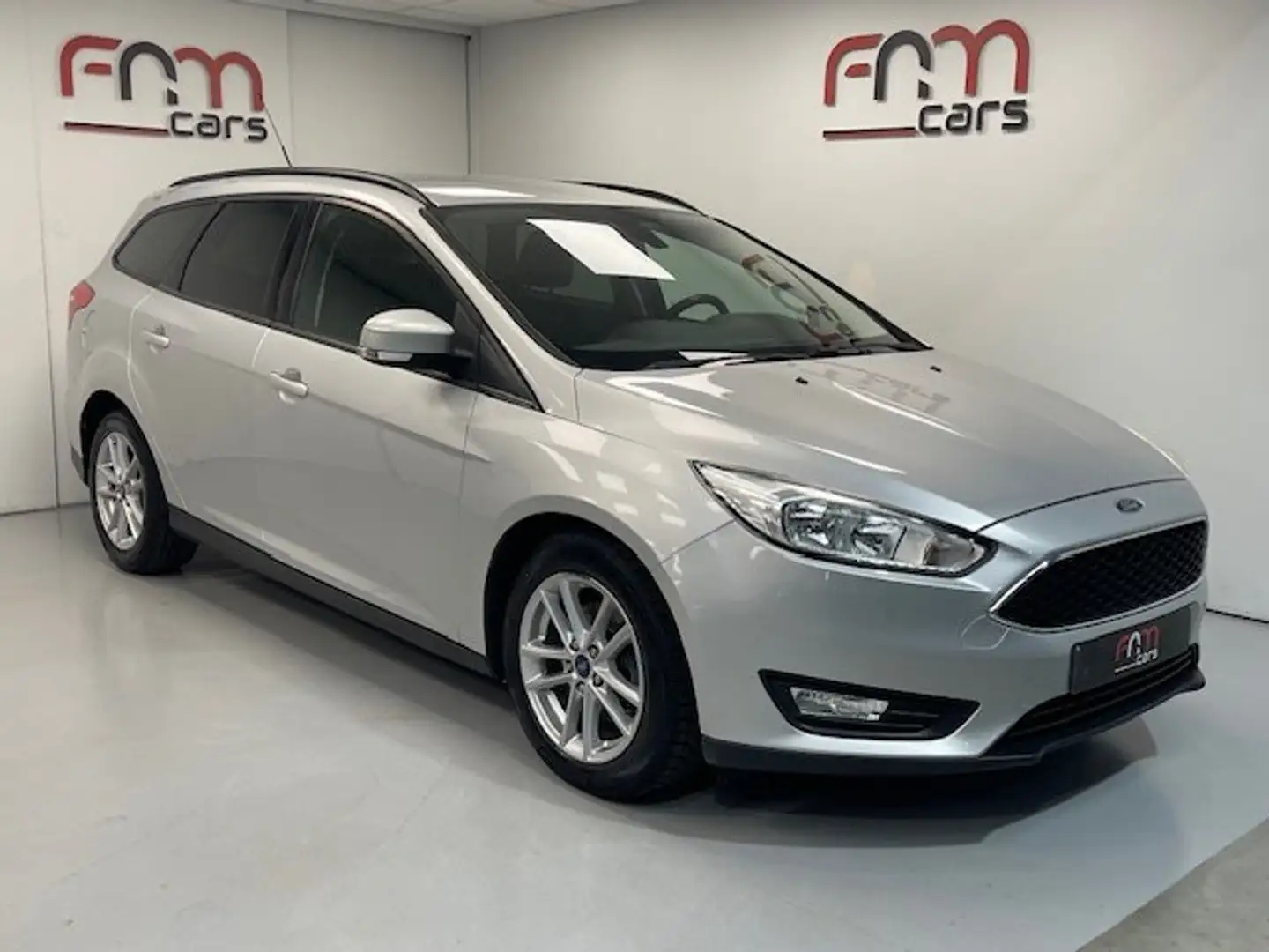 Ford Focus Focus Break1.6 TDCi bwj2015 navi cruise pdc Zilver - 1