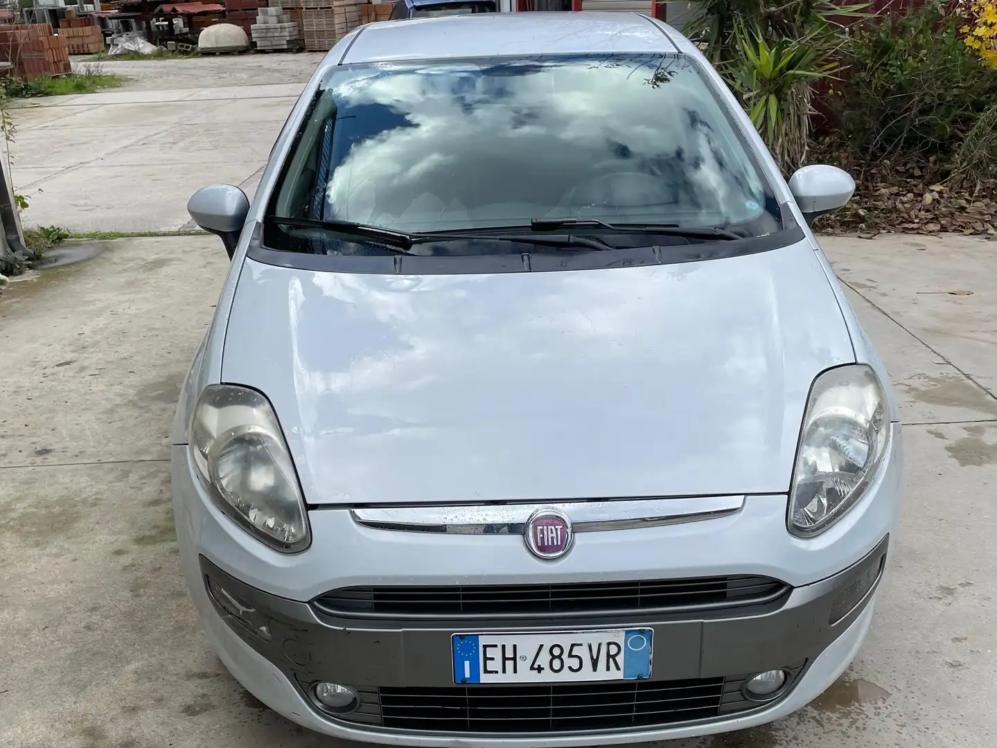 Fiat Grande Punto Grande Punto 5p 1.3 mjt 16v Actual 75cv Gris - 1