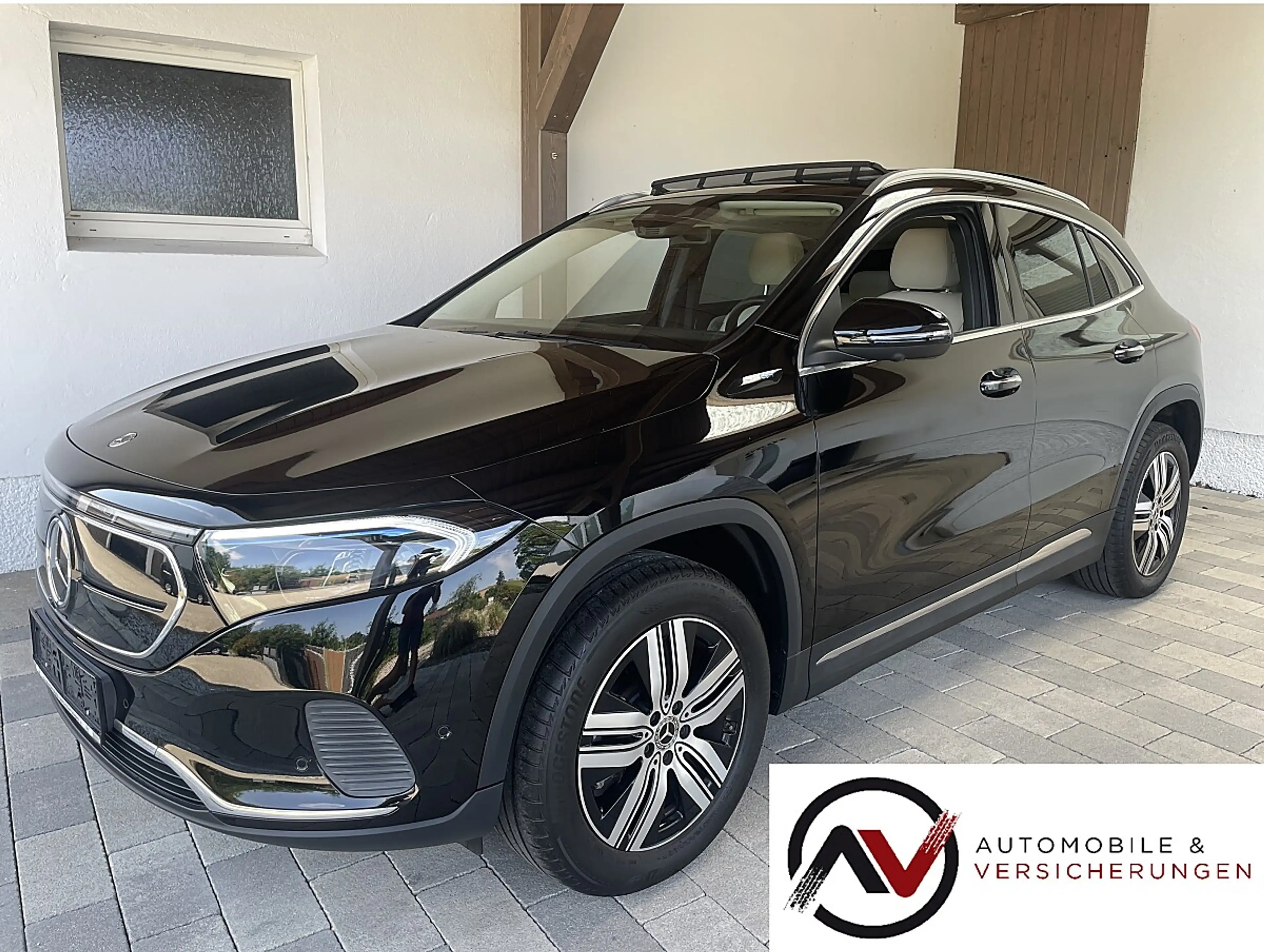 Mercedes-Benz EQA 250 Progressive-AHV-ACC-VERKEHR-LANE-PANORMA-LE...