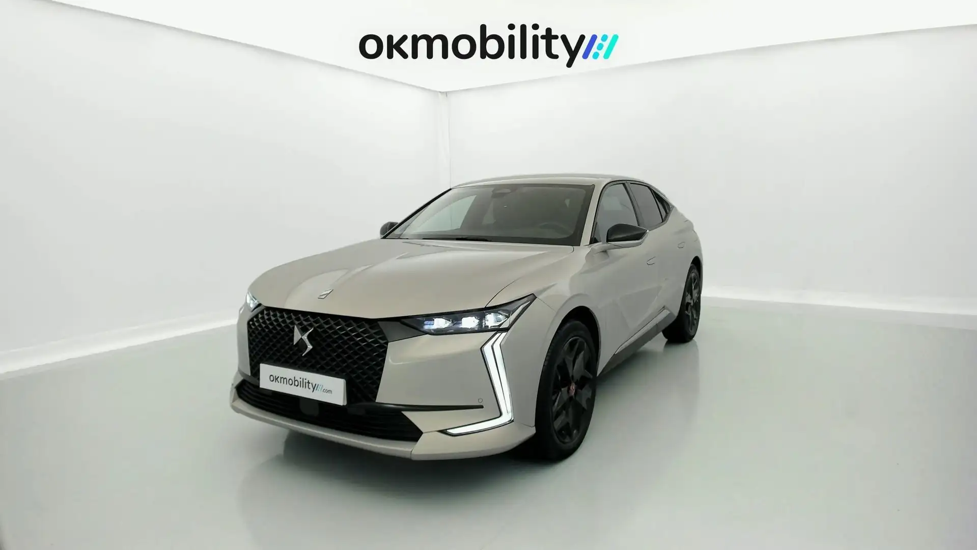 DS Automobiles DS 4 E-Tense Performance Line + Aut. 225 Silber - 1