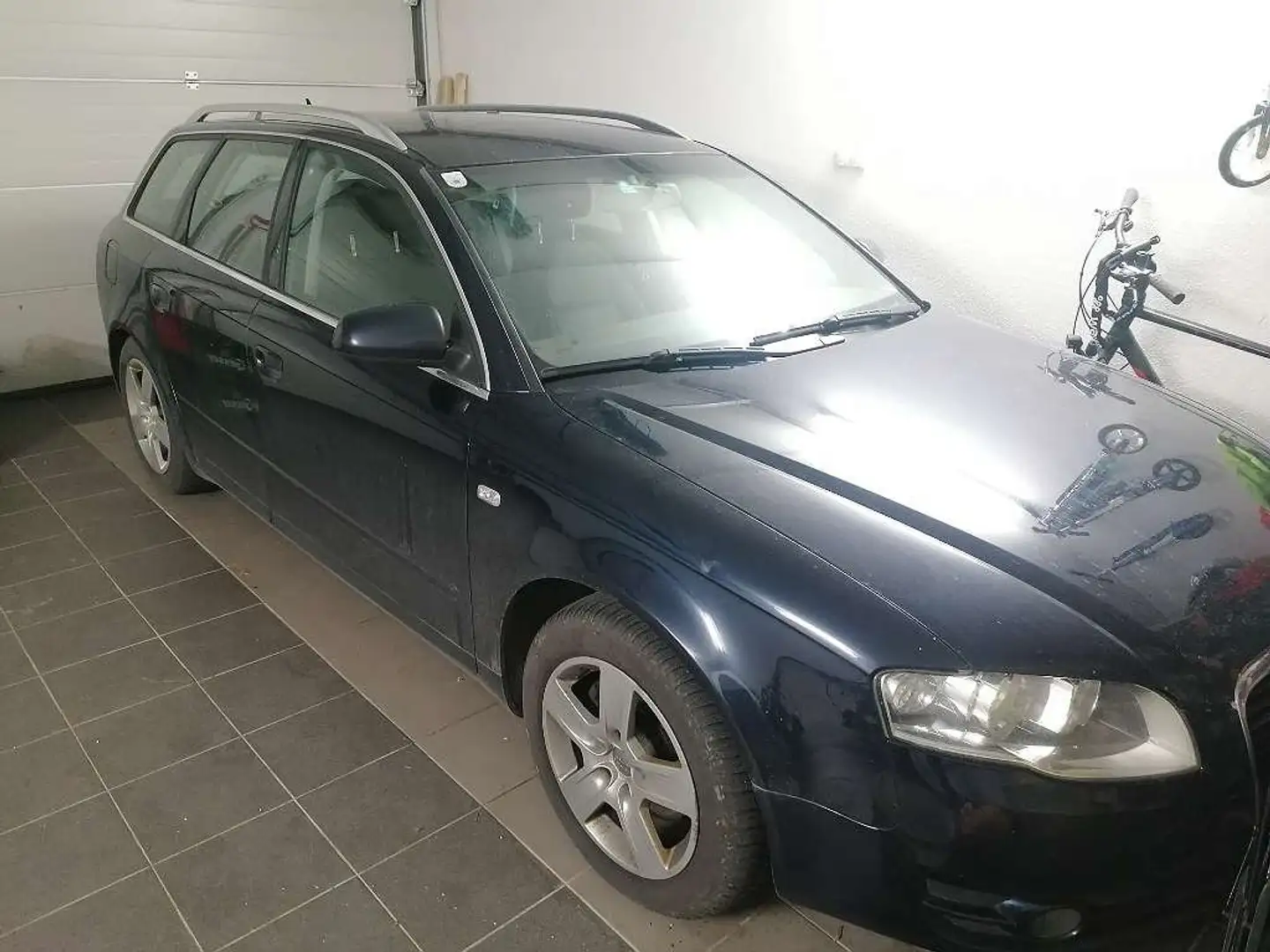 Audi A4 A4 Avant 2,0 TDI Blau - 1