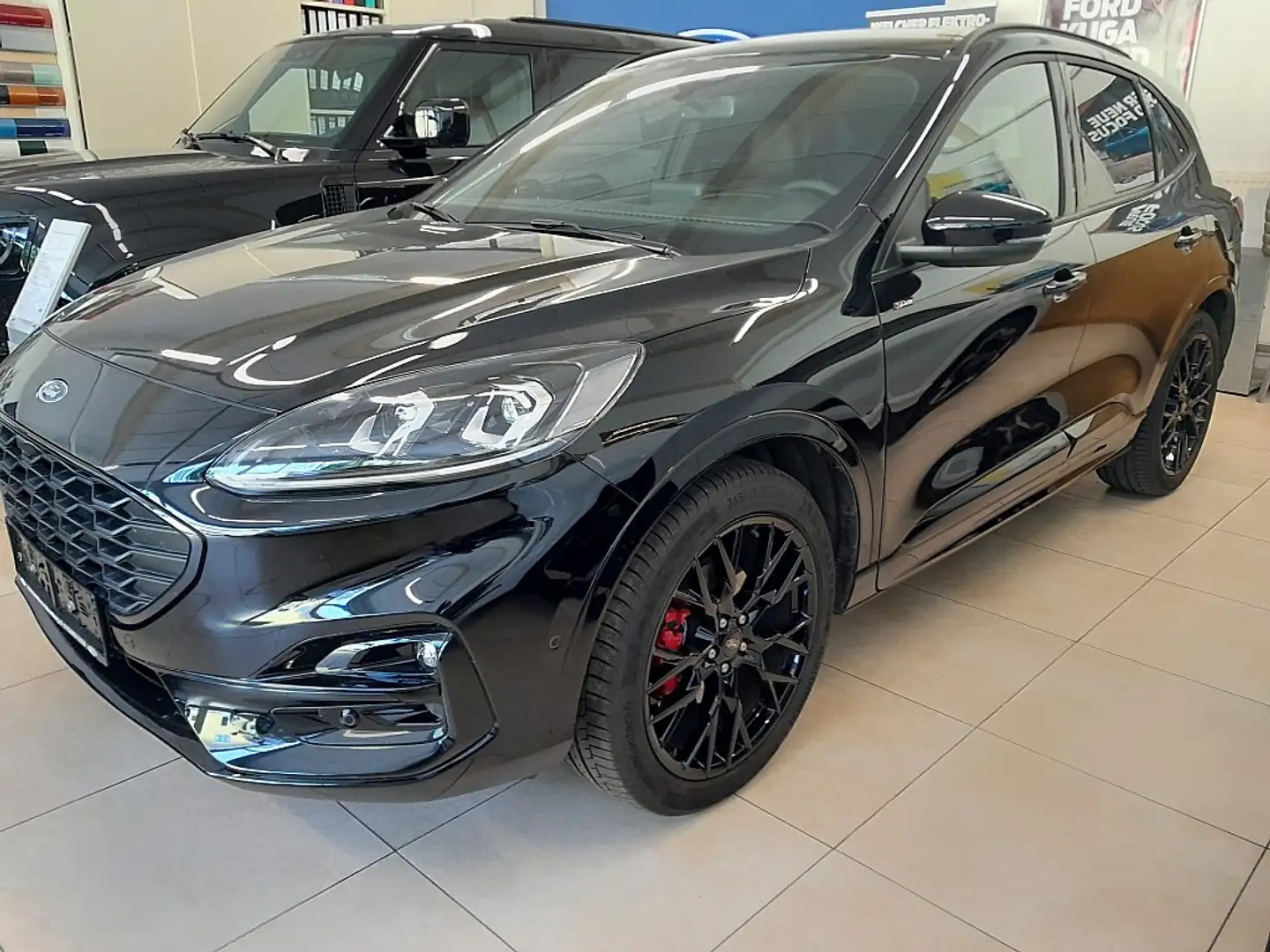 Ford Kuga 2,0 EcoBlue AWD ST-Line X Aut. Negro - 1