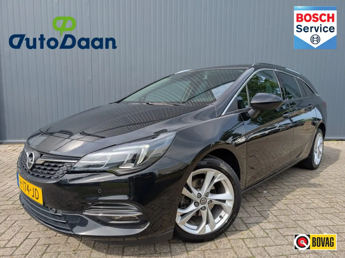 Opel Astra Sports Tourer 1.2 Edition | 1e eigenaar | Stoelver Noir - 1