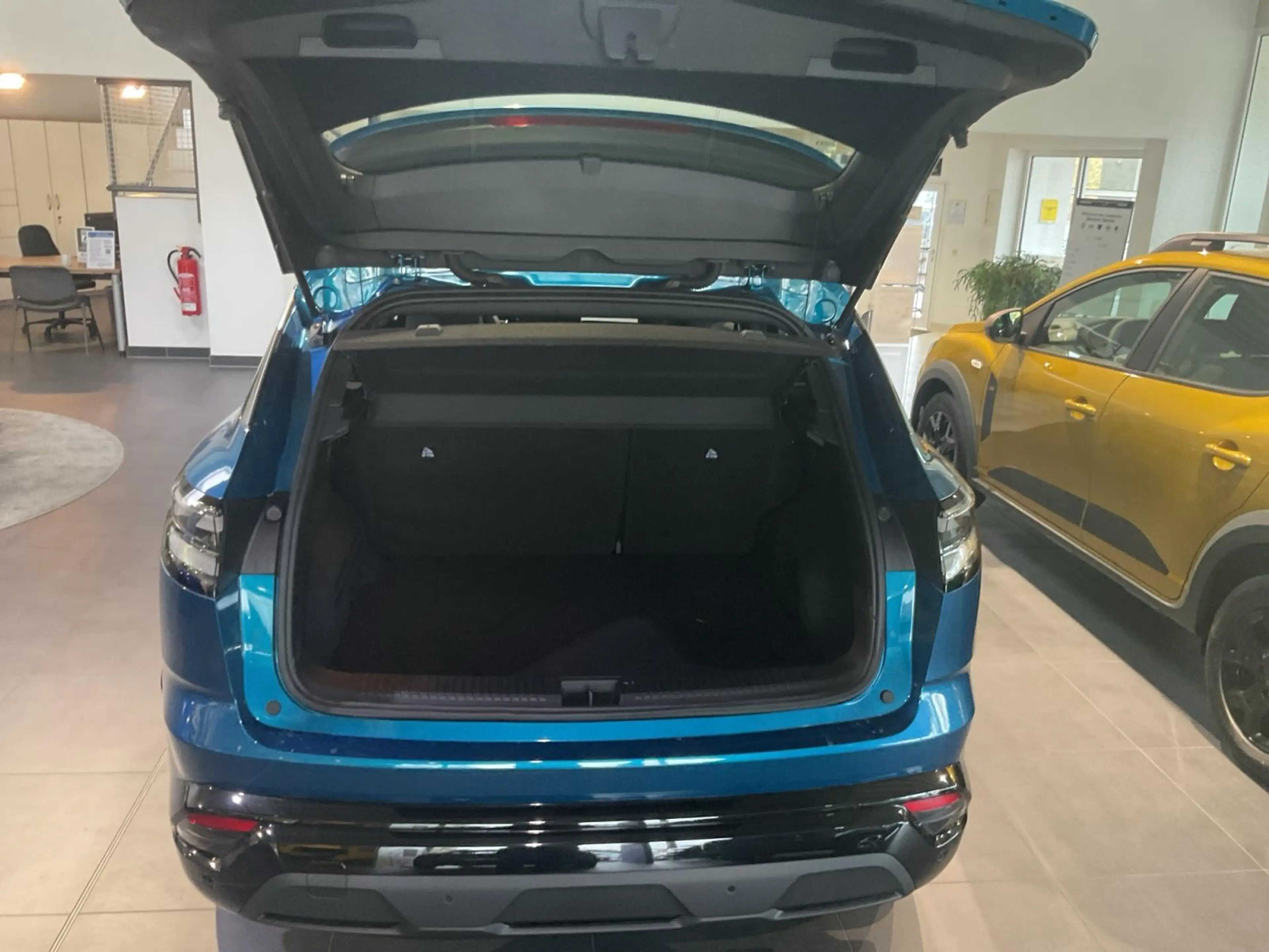 Renault Austral Evolution Full Hybrid E-Tech 200 AKTION* — photo 11