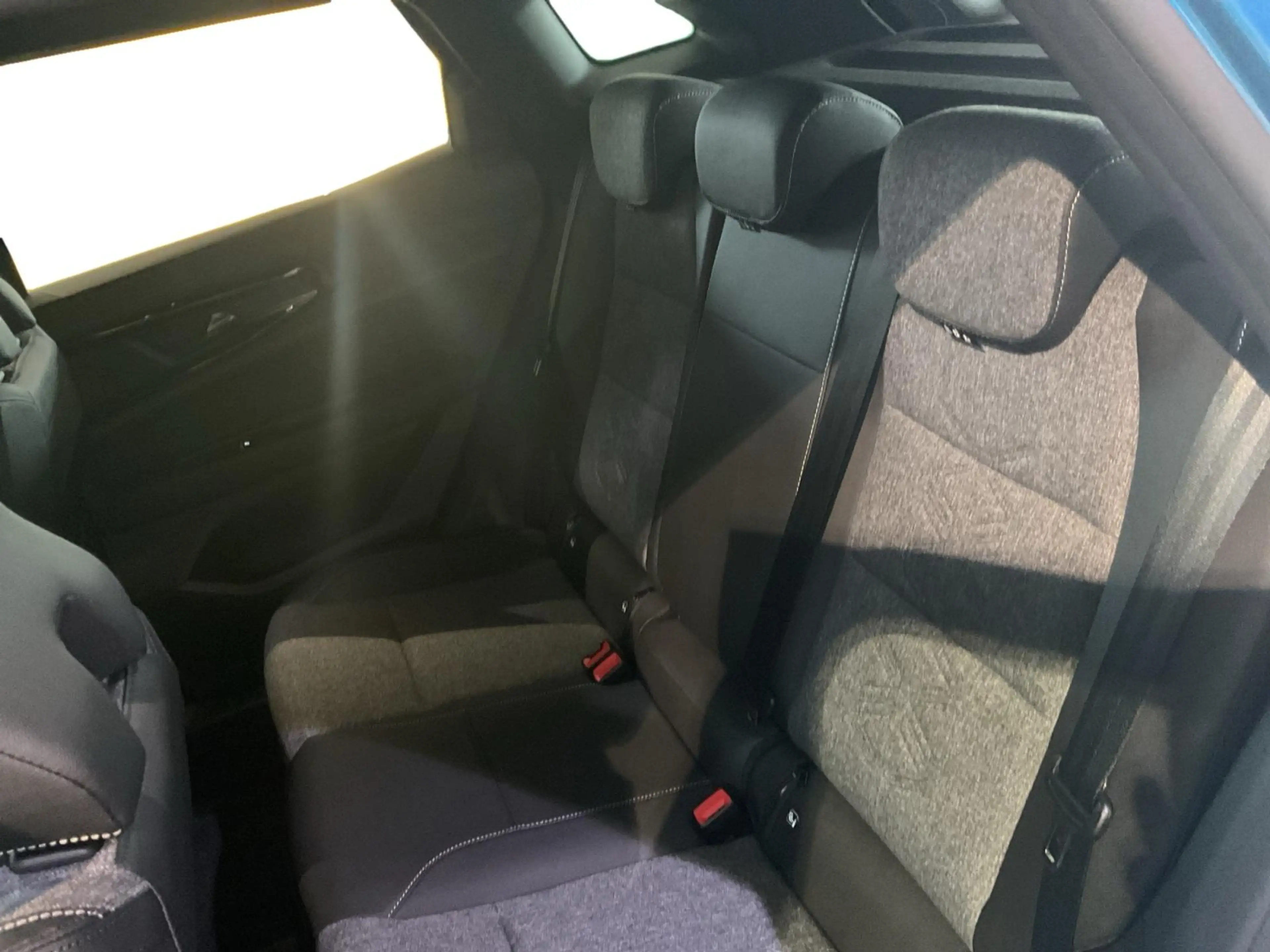 Renault Austral Evolution Full Hybrid E-Tech 200 AKTION* — photo 8