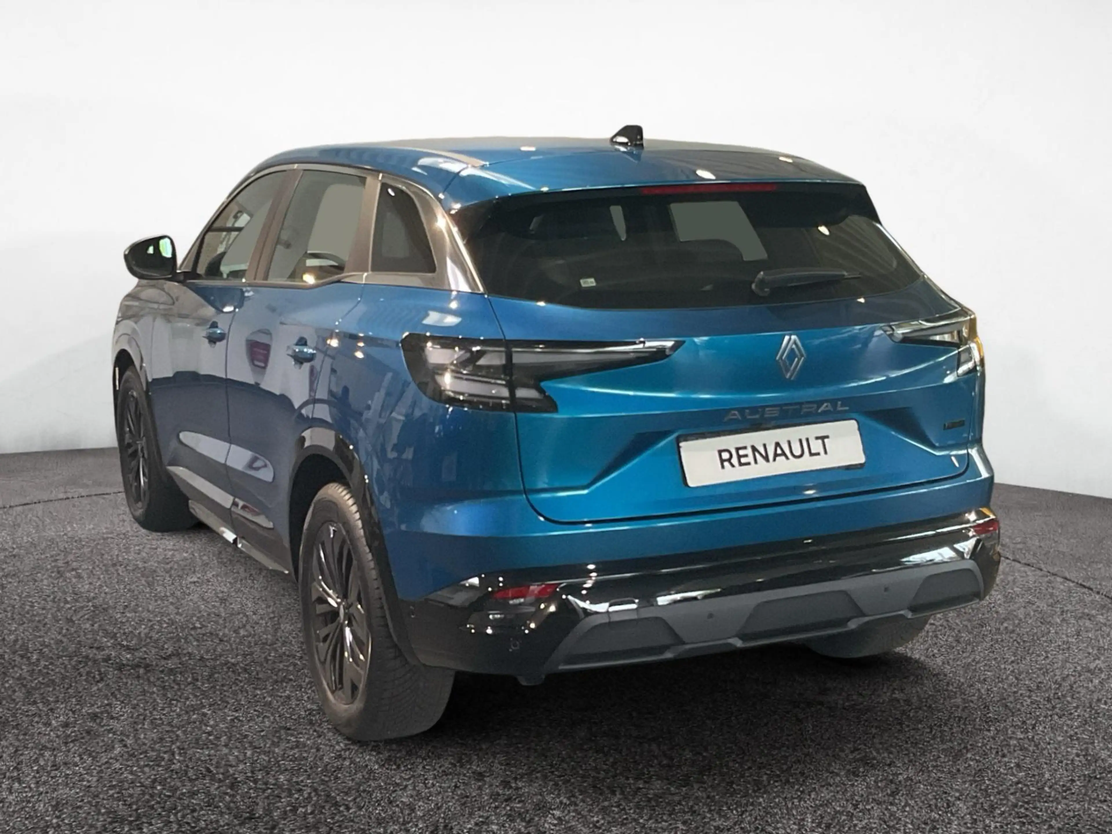 Renault Austral Evolution Full Hybrid E-Tech 200 AKTION* — photo 3