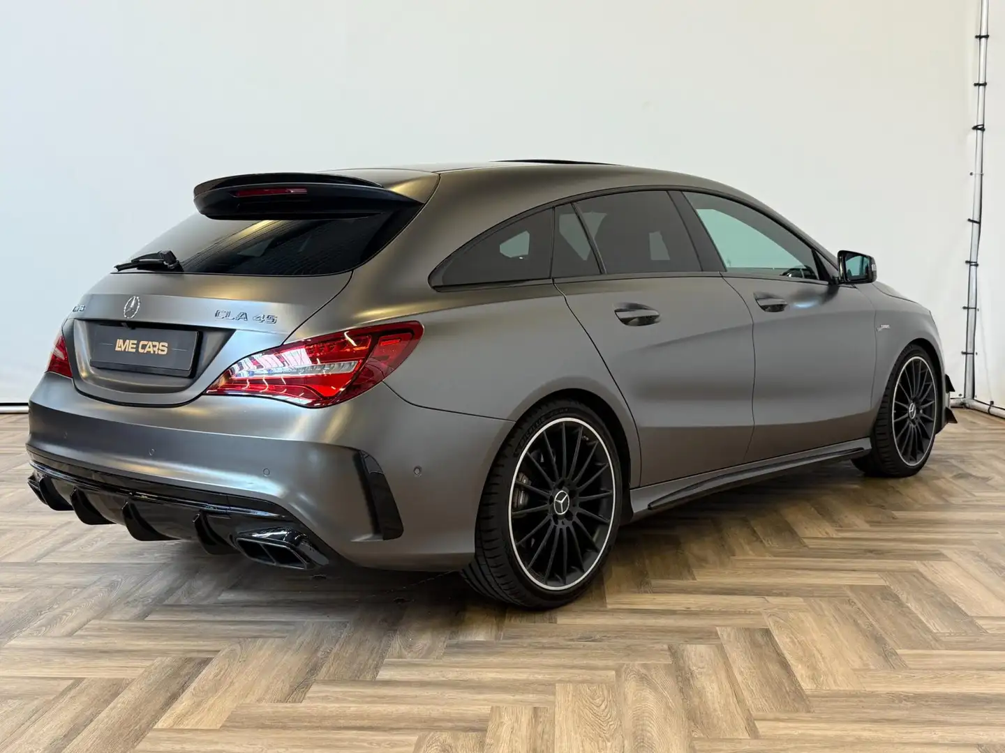 Mercedes-Benz CLA 45 AMG Shooting Brake 4MATIC Ambition|PANO|NAP|INRUIL MOG Grau - 2