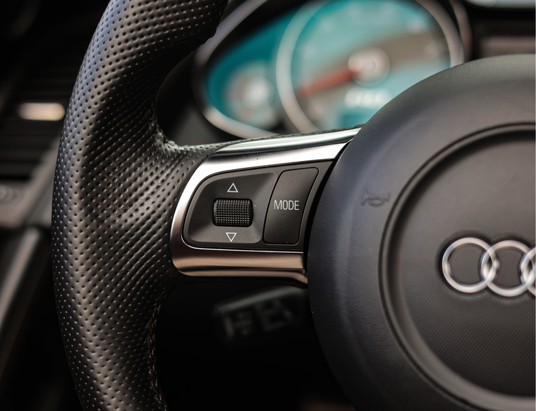 Audi R8 Spyder 4.2 V8 FSI | Exclusive - Handbak - Keramisc — photo 32