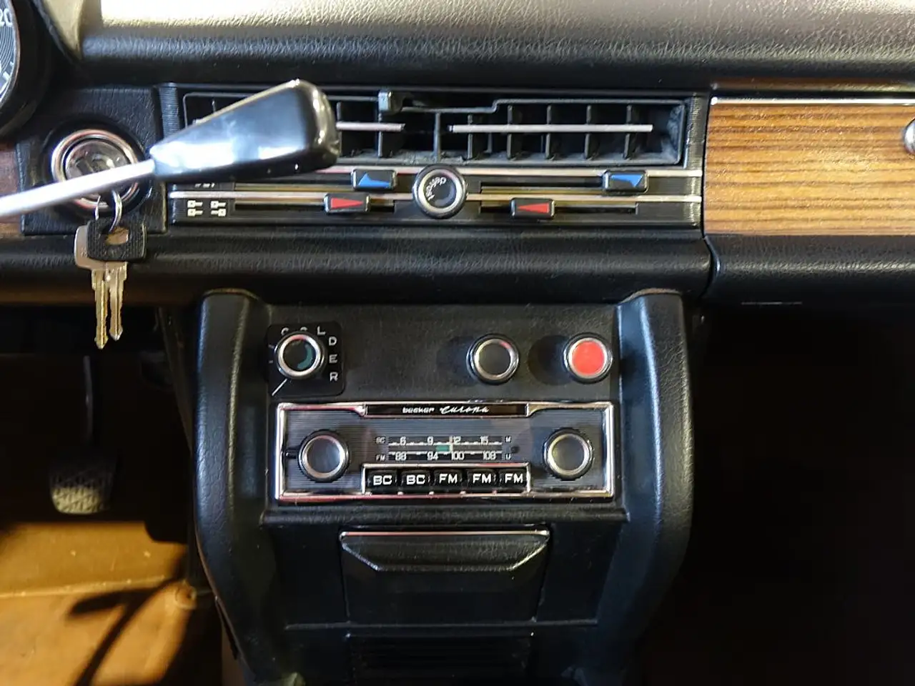 Mercedes-Benz 250 Coupe Mercedes, foto 9