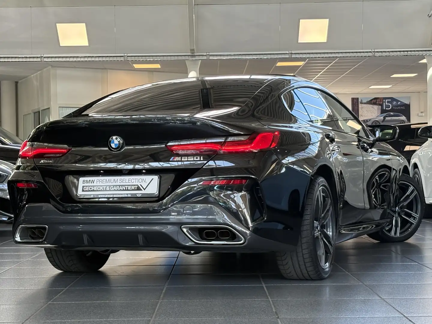 BMW M850 i xDrive Gran Coupé DA Prof PA+ Laser Pano Zwart - 2