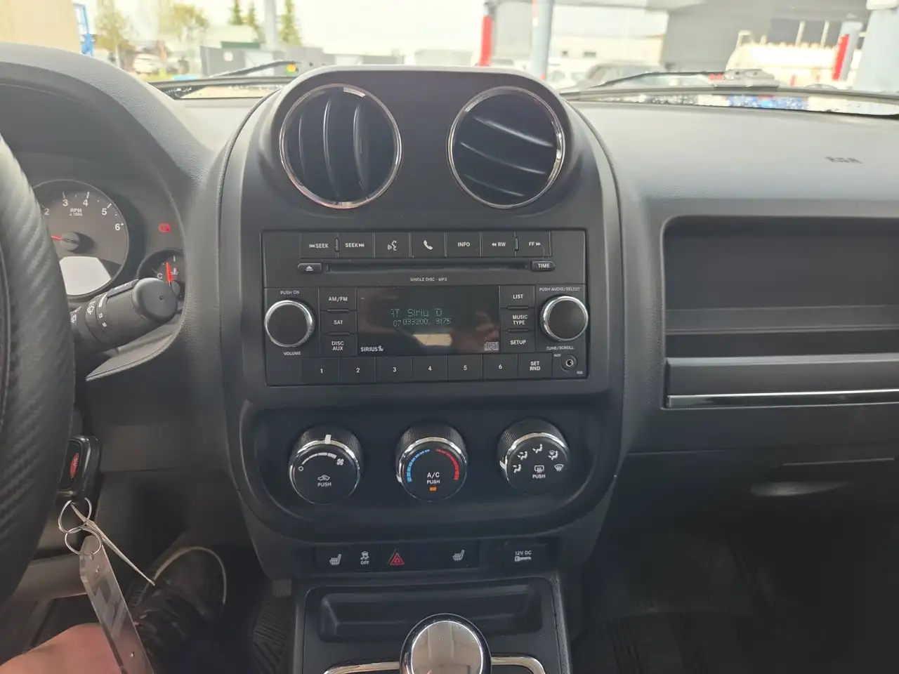 Jeep Patriot снимка Jeep Patriot