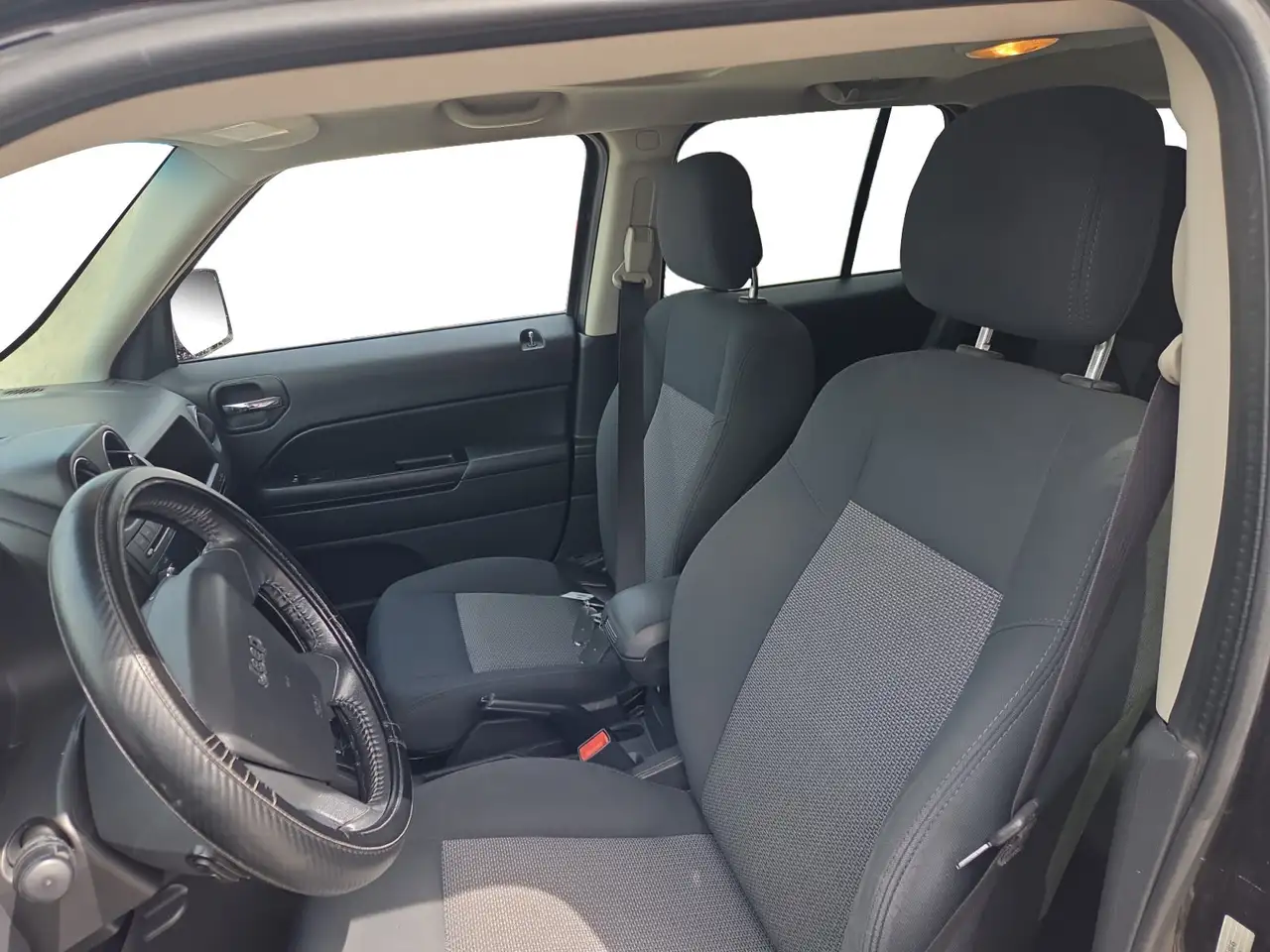 Jeep Patriot снимка Jeep Patriot