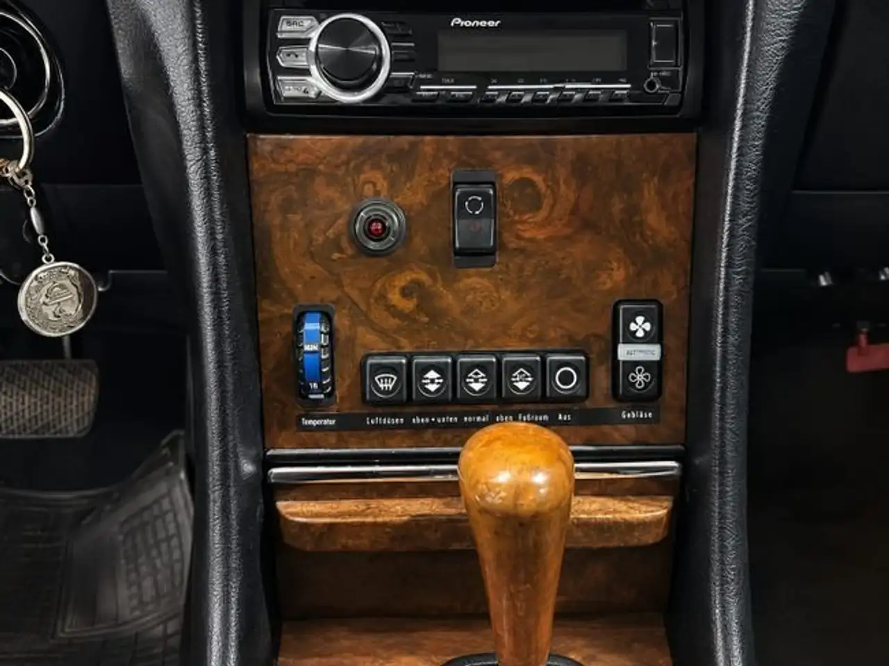 Mercedes-Benz 260 SL, foto 11