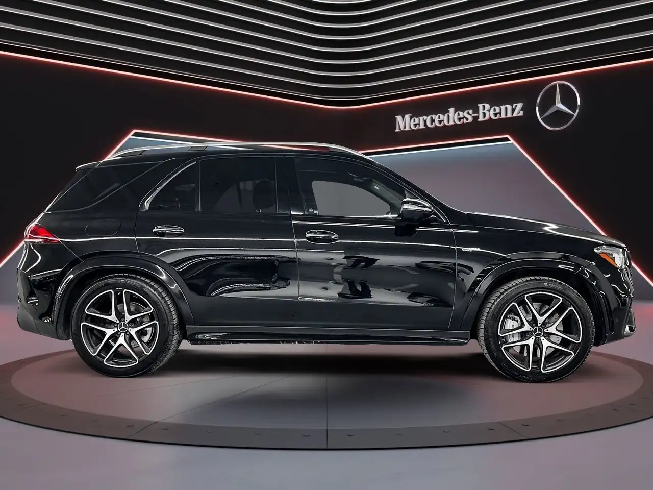Mercedes-Benz GLE снимка Mercedes-Benz GLE