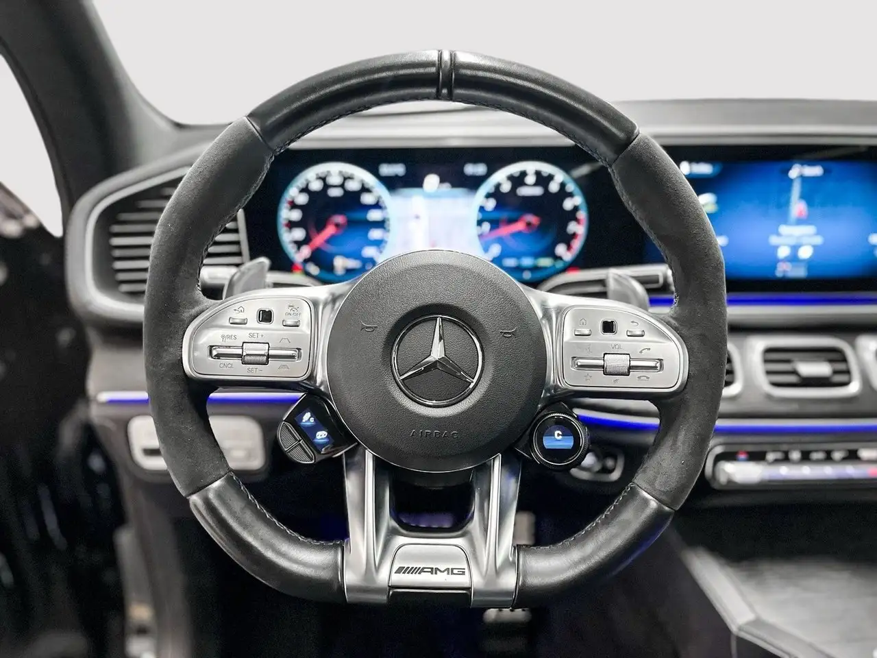 Mercedes-Benz GLE снимка Mercedes-Benz GLE