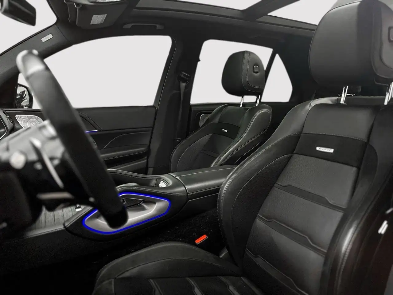 Mercedes-Benz GLE снимка Mercedes-Benz GLE
