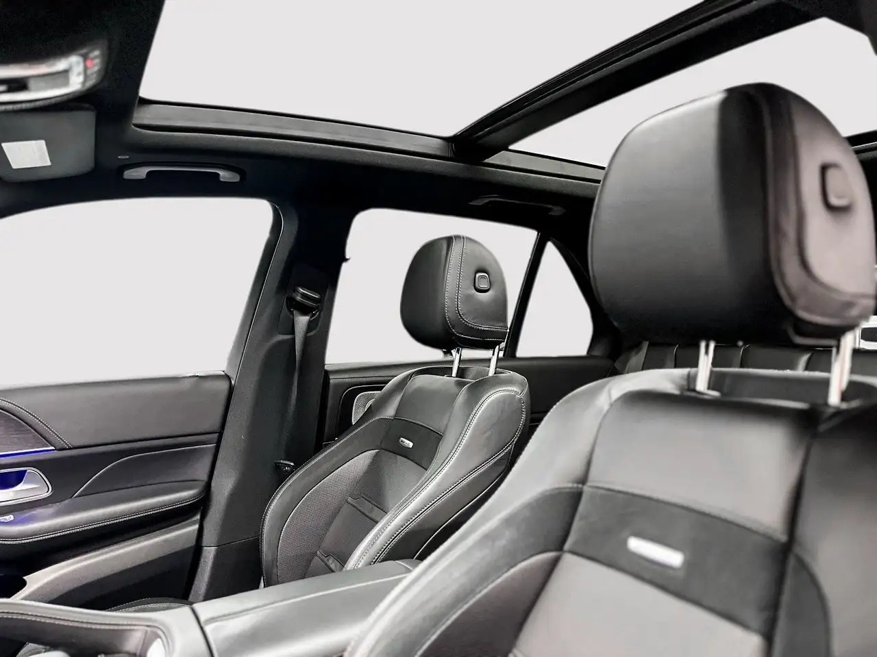 Mercedes-Benz GLE снимка Mercedes-Benz GLE